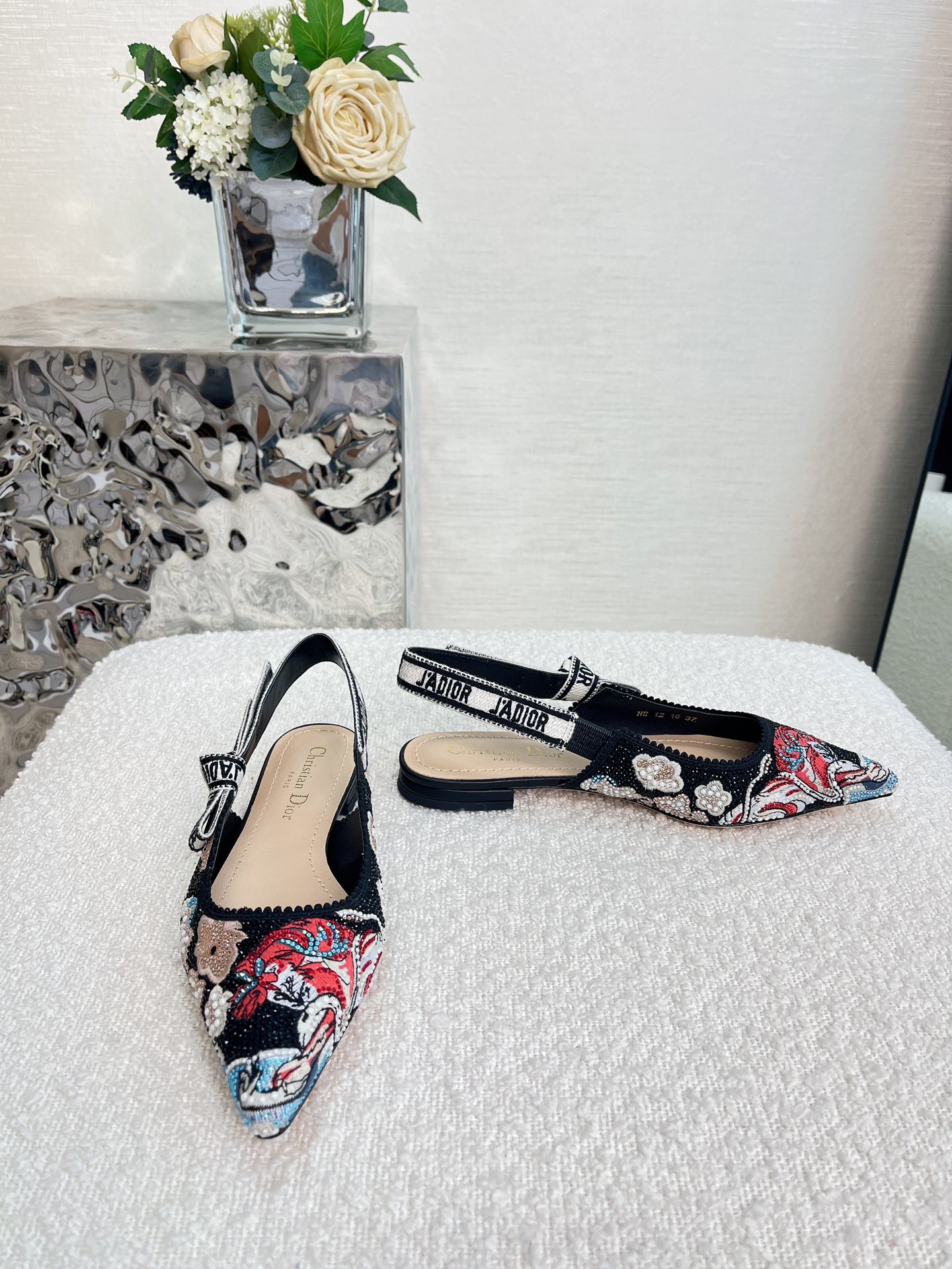 𝐉'𝐀𝐝𝐢𝐨𝐫 ｜𝟐𝟎𝟐𝟑𝐒𝐒/𝐧𝐞𝐰 Printed embroidered high heels