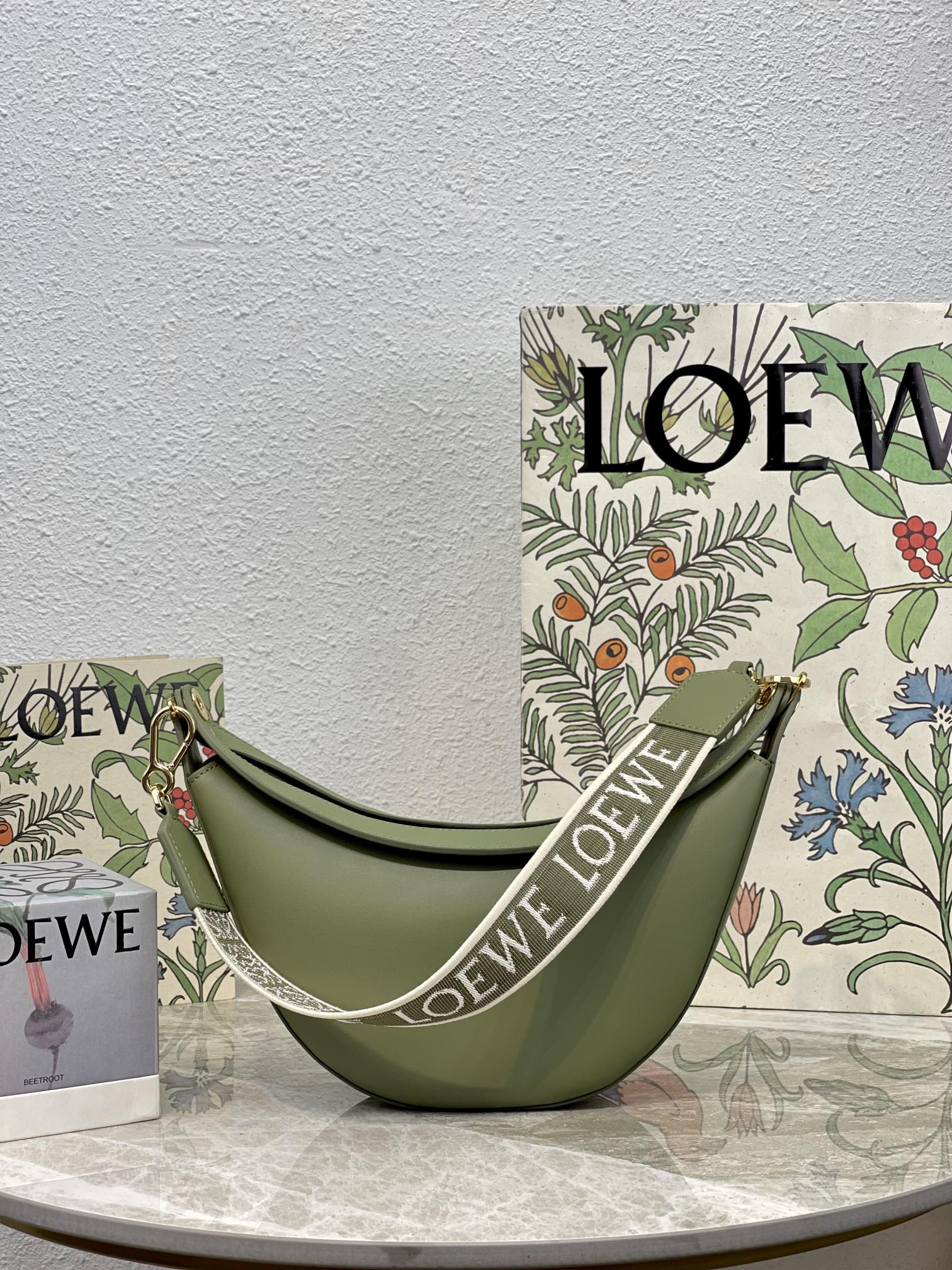 LOEWE Luna moon bag#1093