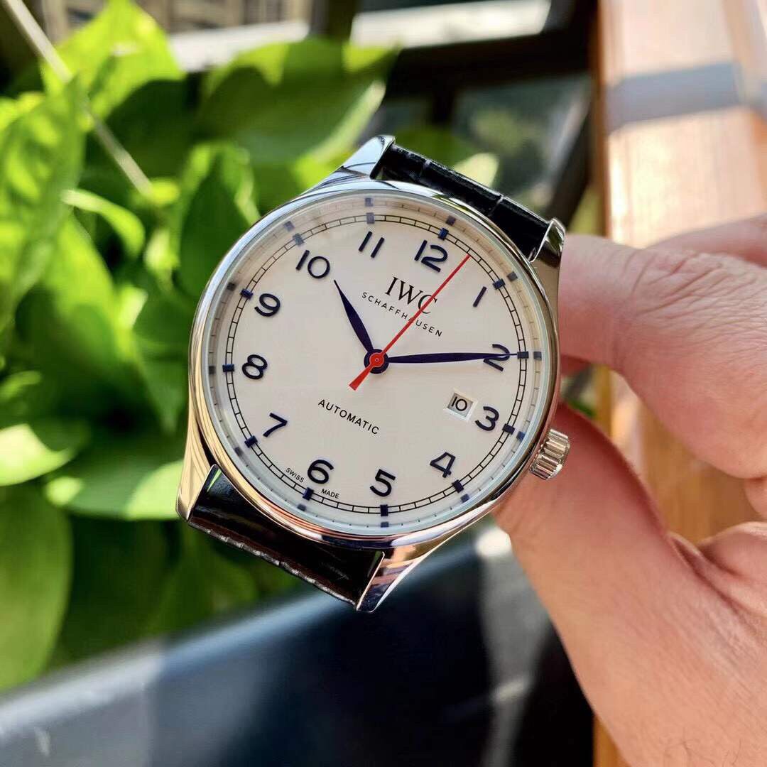 IWC- Vanguard - Men's Watch Mechanical Automatic Movement Mineralized Glass 316L Stainless Steel Case