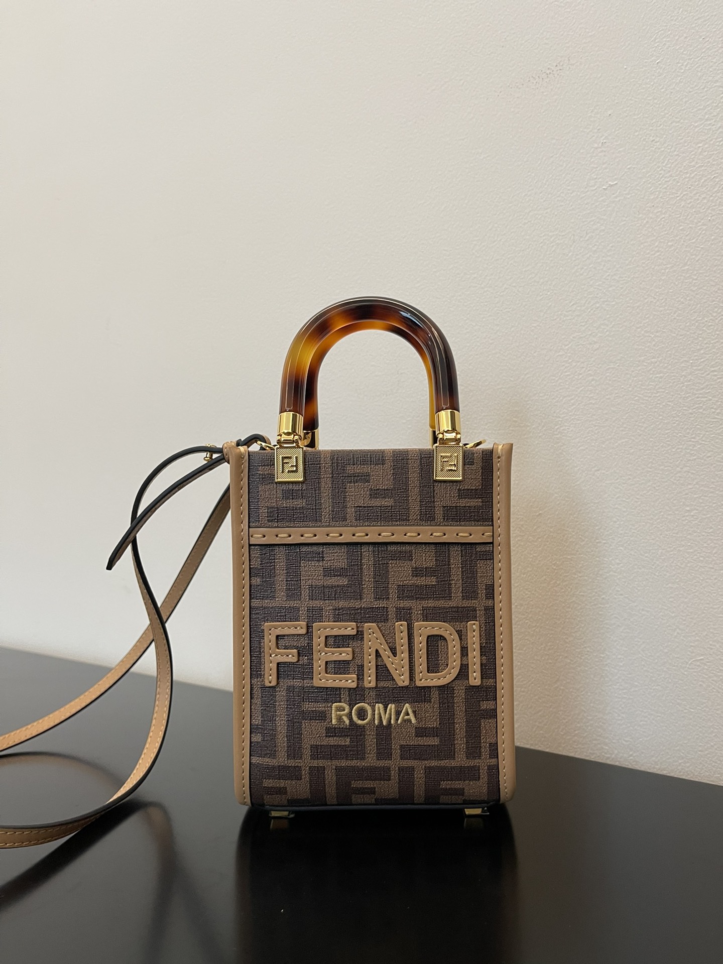 FENDI Sunshine mini tortoiseshell portable crossbody cute