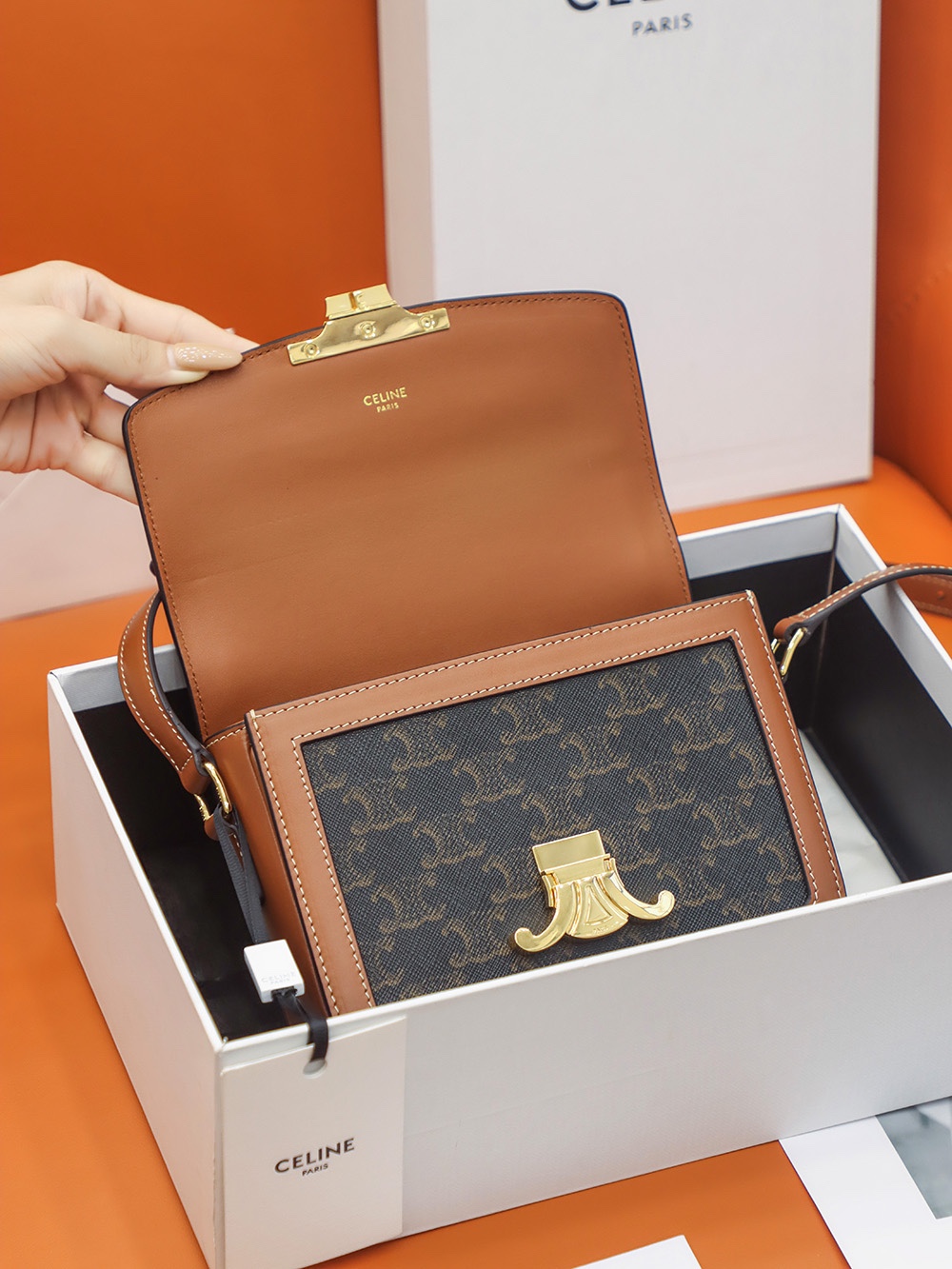 𝐂𝐞𝐥𝐢𝐧𝐞 𝐓𝐄𝐄𝐍 𝐓𝐑𝐈𝐎𝐌𝐏𝐇𝐄 #188882#