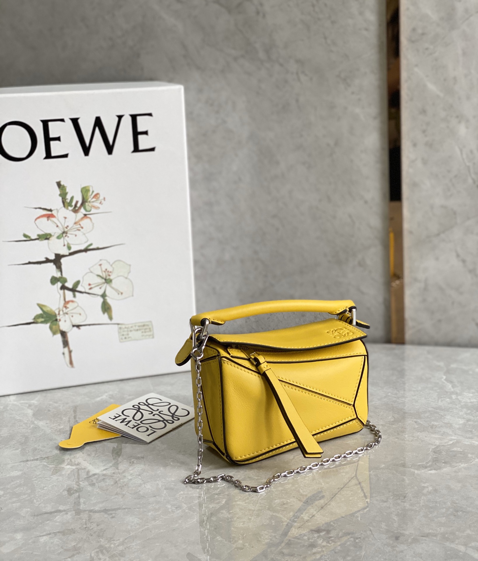 LOEWE Nano puzzle