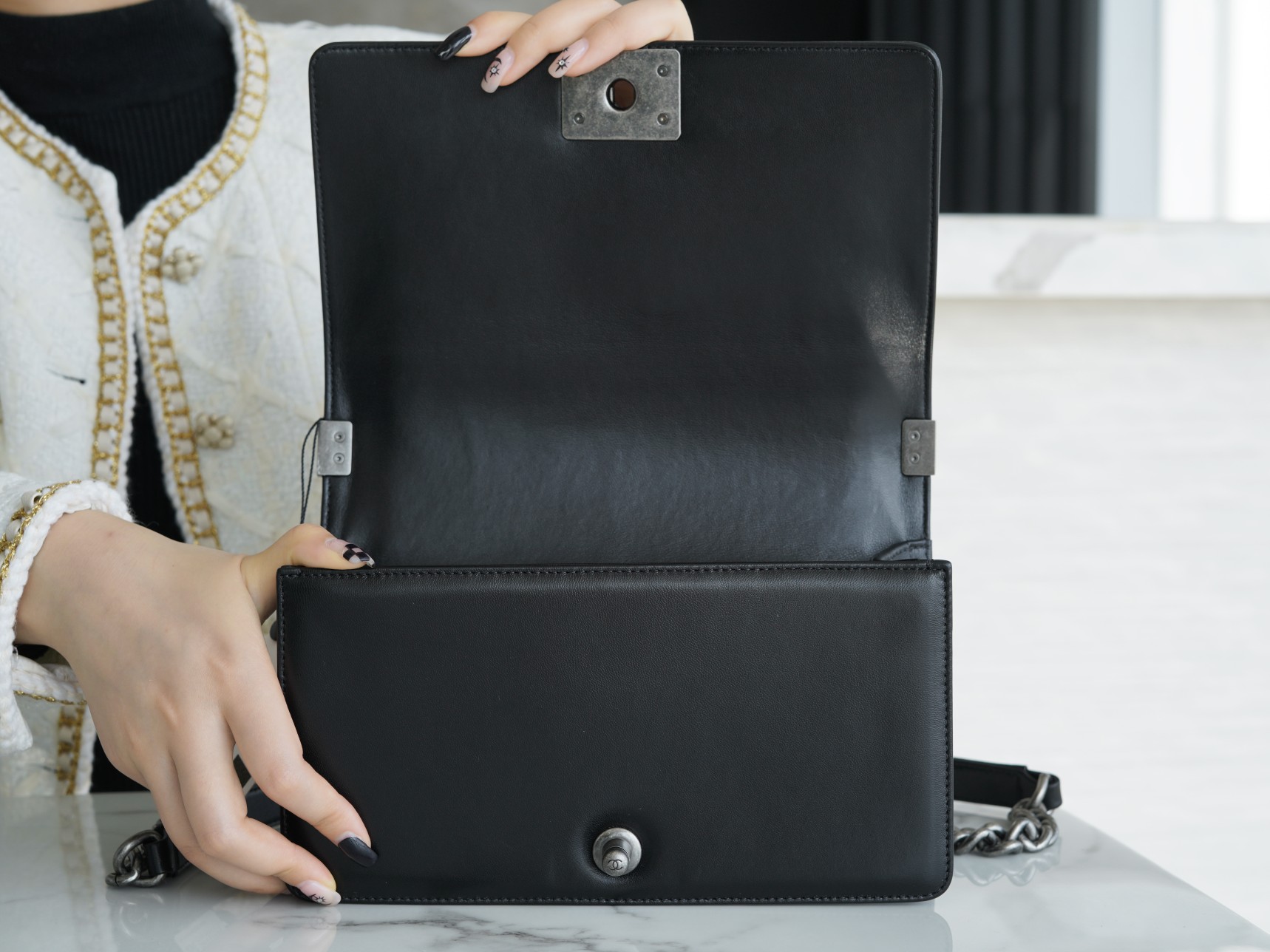 𝗖𝗵𝗮𝗻𝗲𝗹 𝗟𝗲𝗯𝗼 𝘆Italy 🇮🇹GR original lambskin：Medium Black Silver