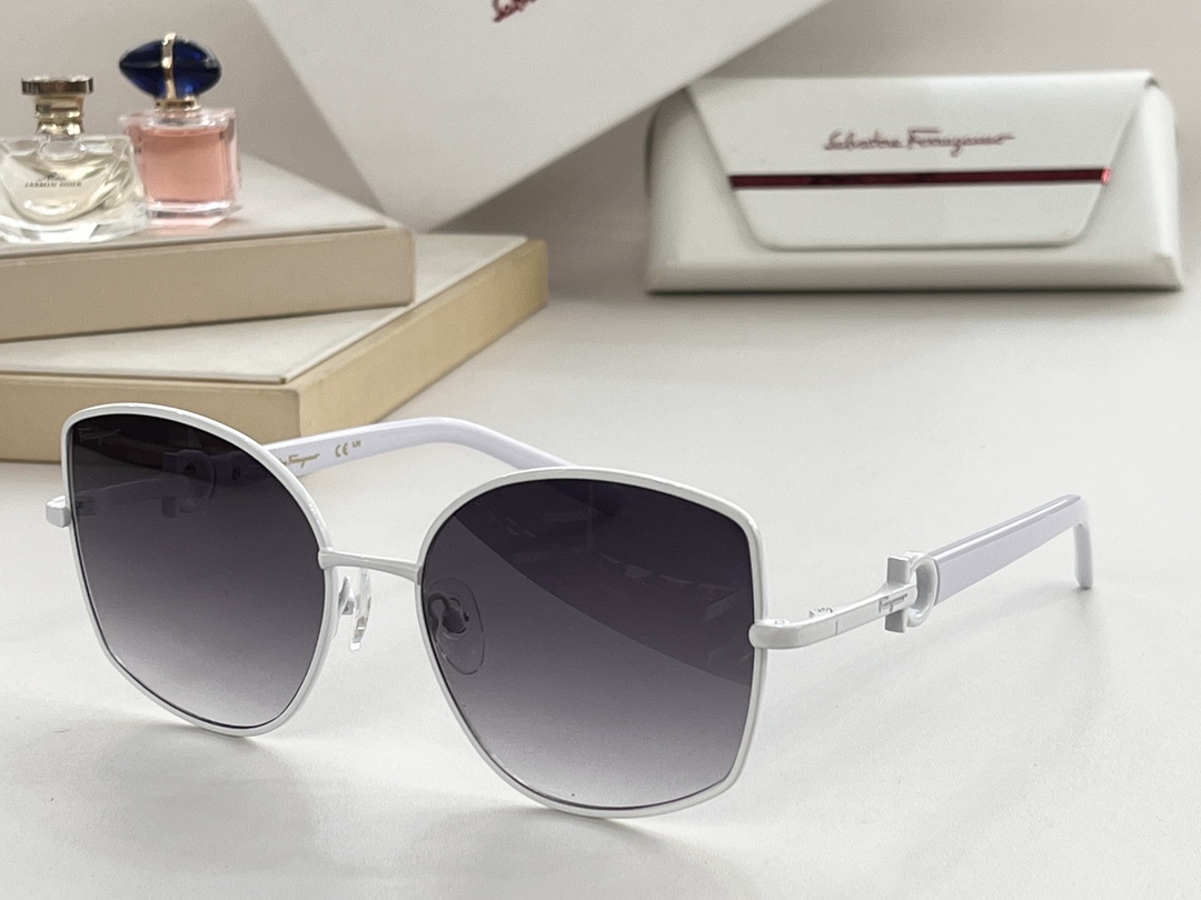 Salvatore ferragam* Ferragam 💚💚💚MODEL: SF304S