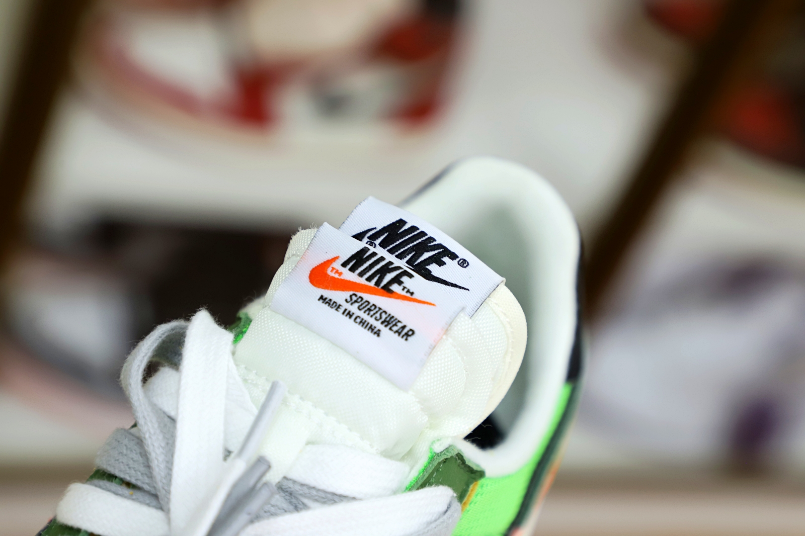 SACAI X LDWAFFLE GREEN GUSTO