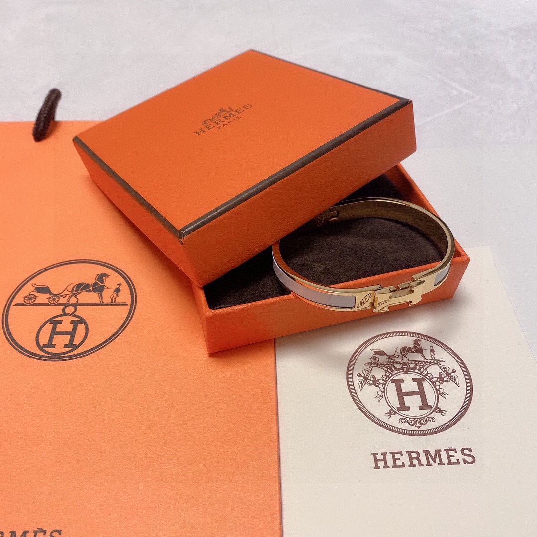 Hermes bracelet