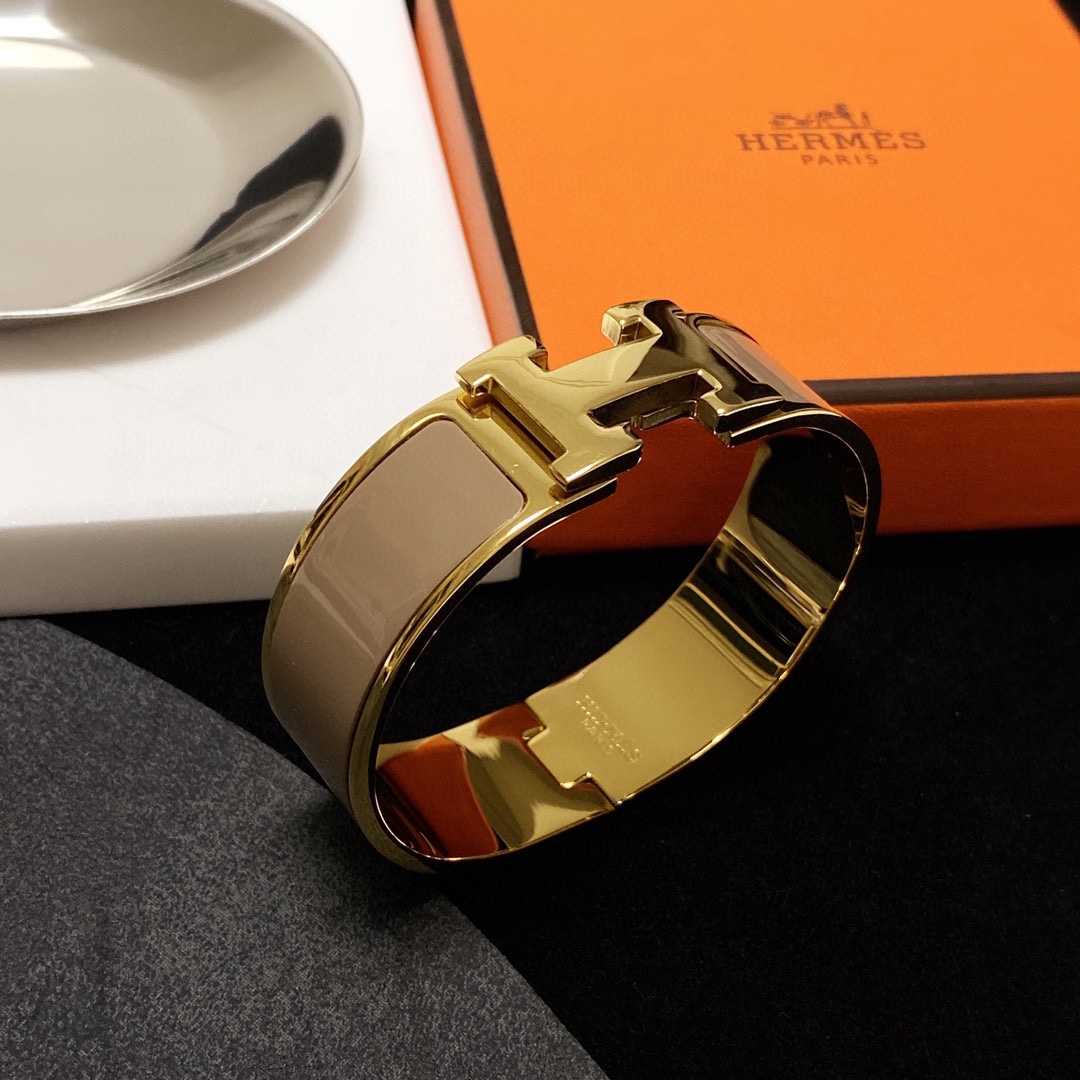 Hermes bracelet