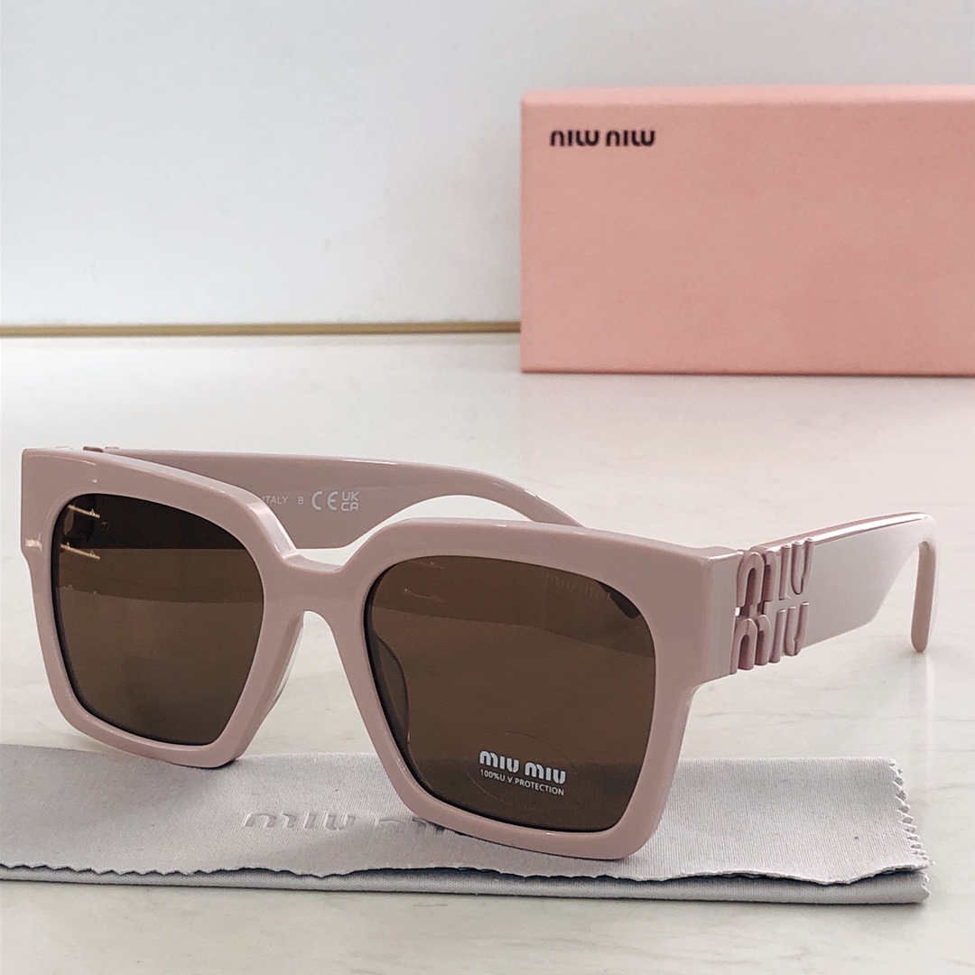 MIU MIU MODEL:VMU 04U