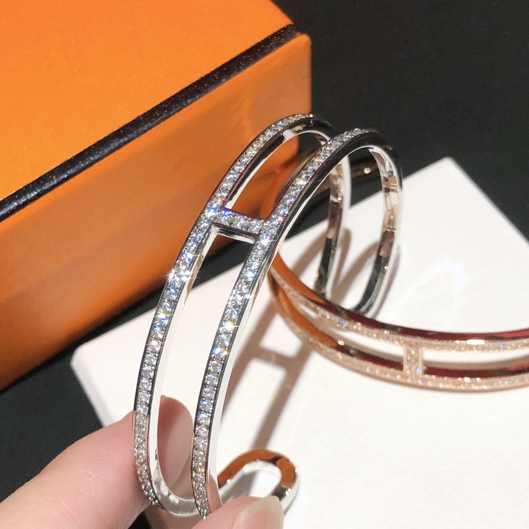Hermes bracelet