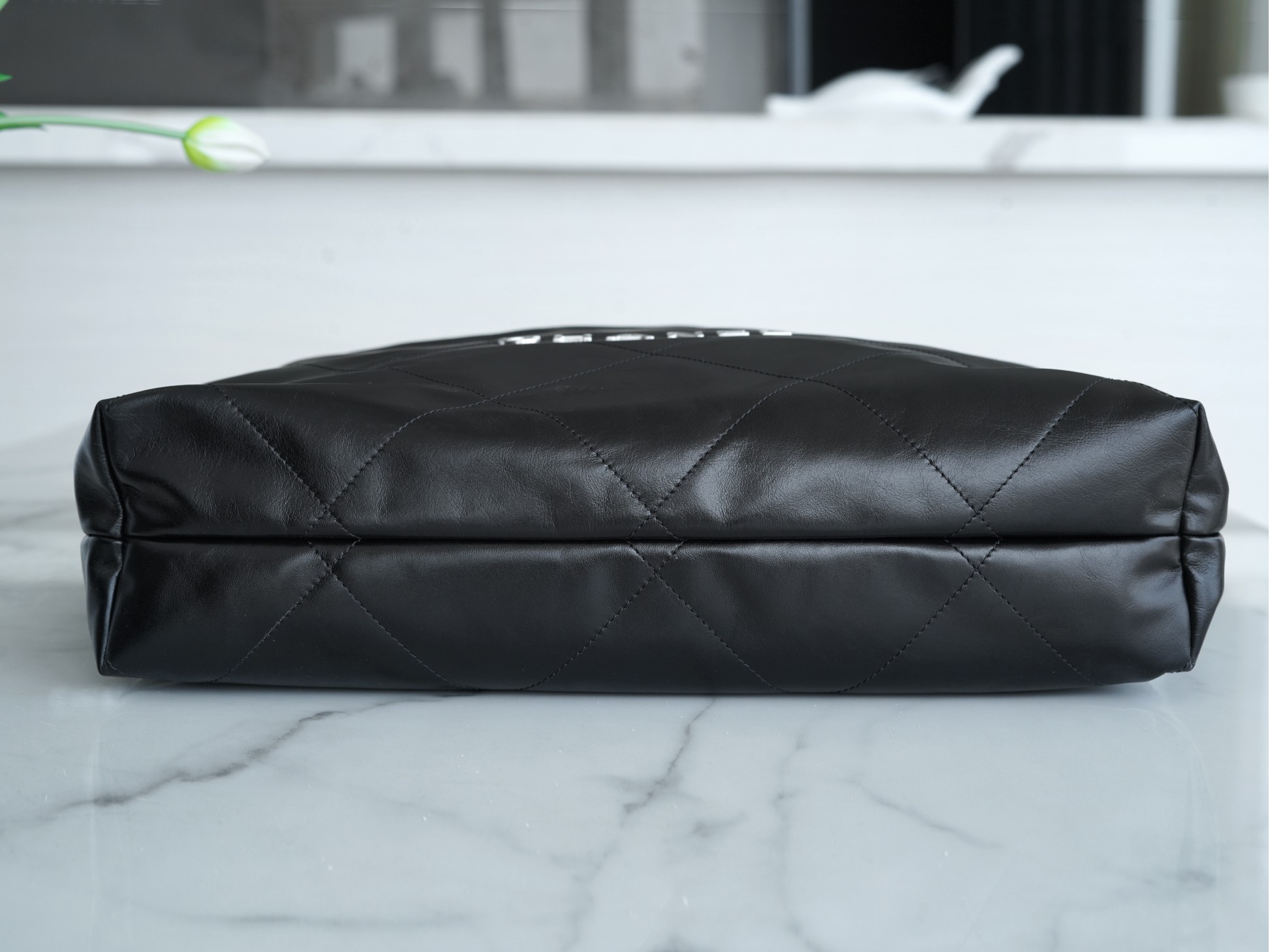 𝗖𝗛𝗔𝗘𝗡𝗟✦𝟐𝟐𝗣 Advanced Handcraft Workshop 𝟐𝟐 Handbag Genuine Leather Large Black Silver