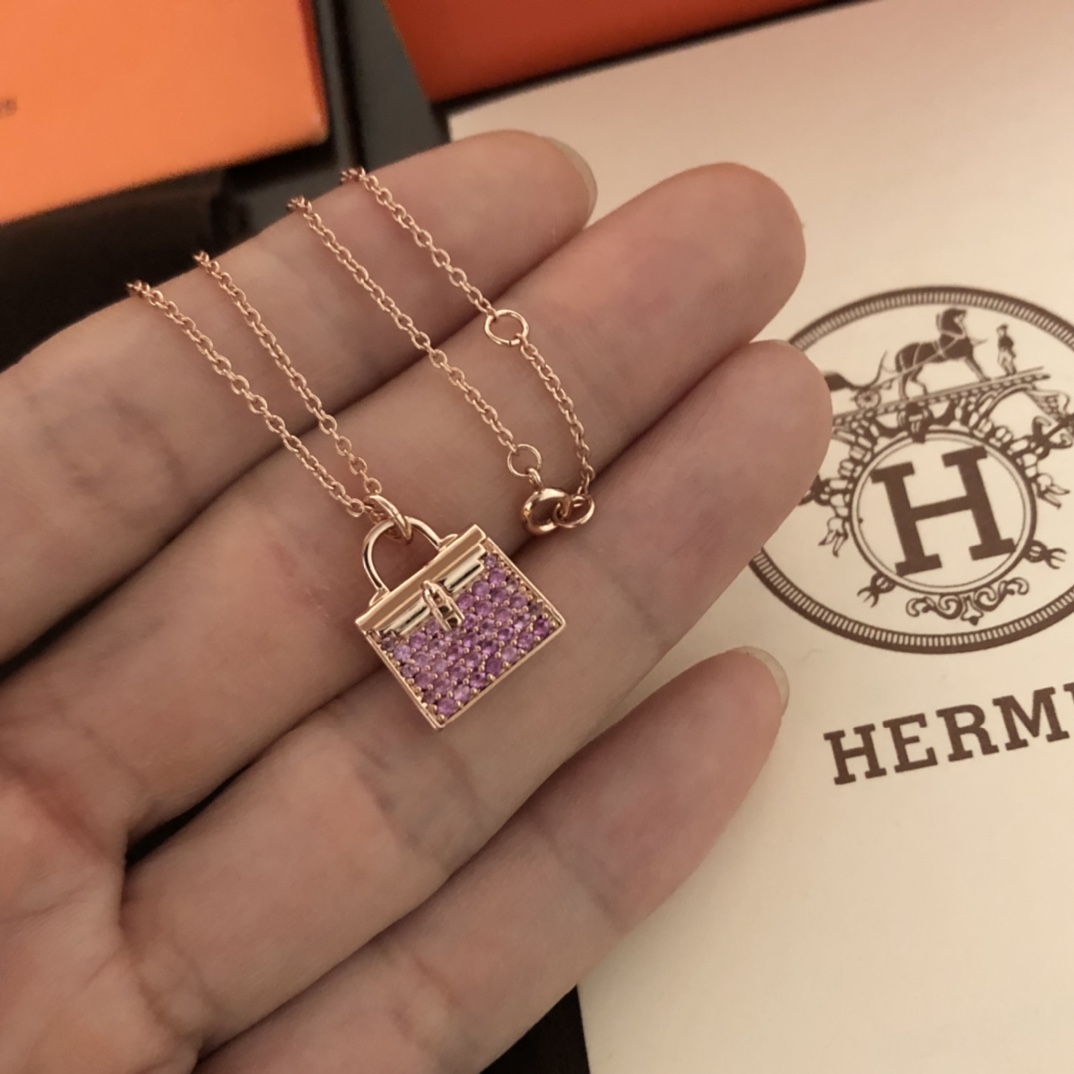 Hermes necklace