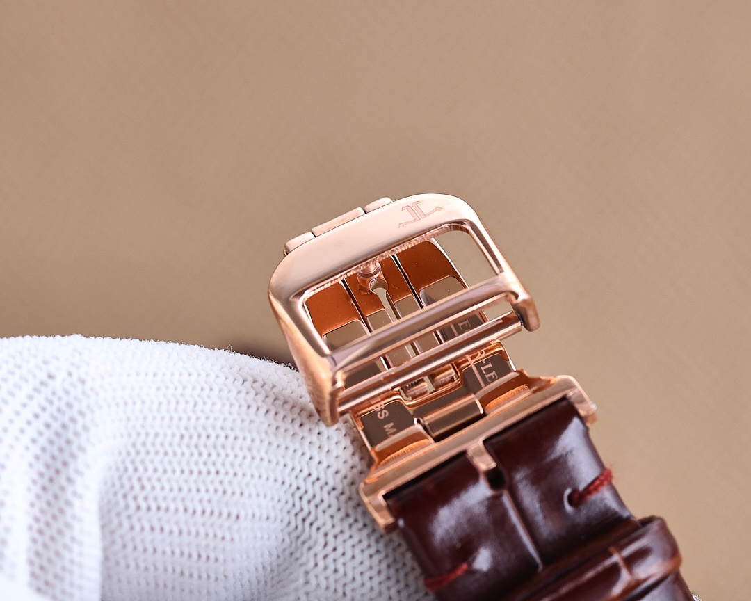 Jaeger-LeCoultre Fine Men's Watches