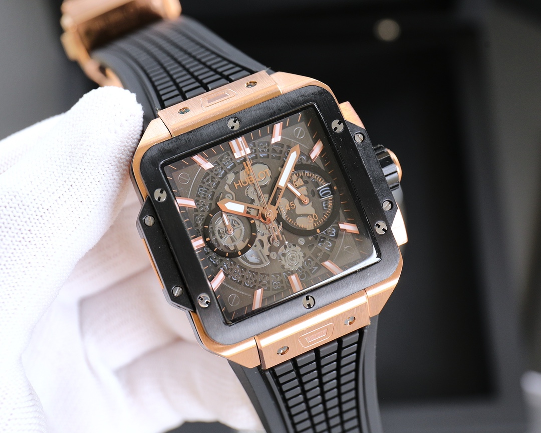 Hublot. BIG BANG Collection