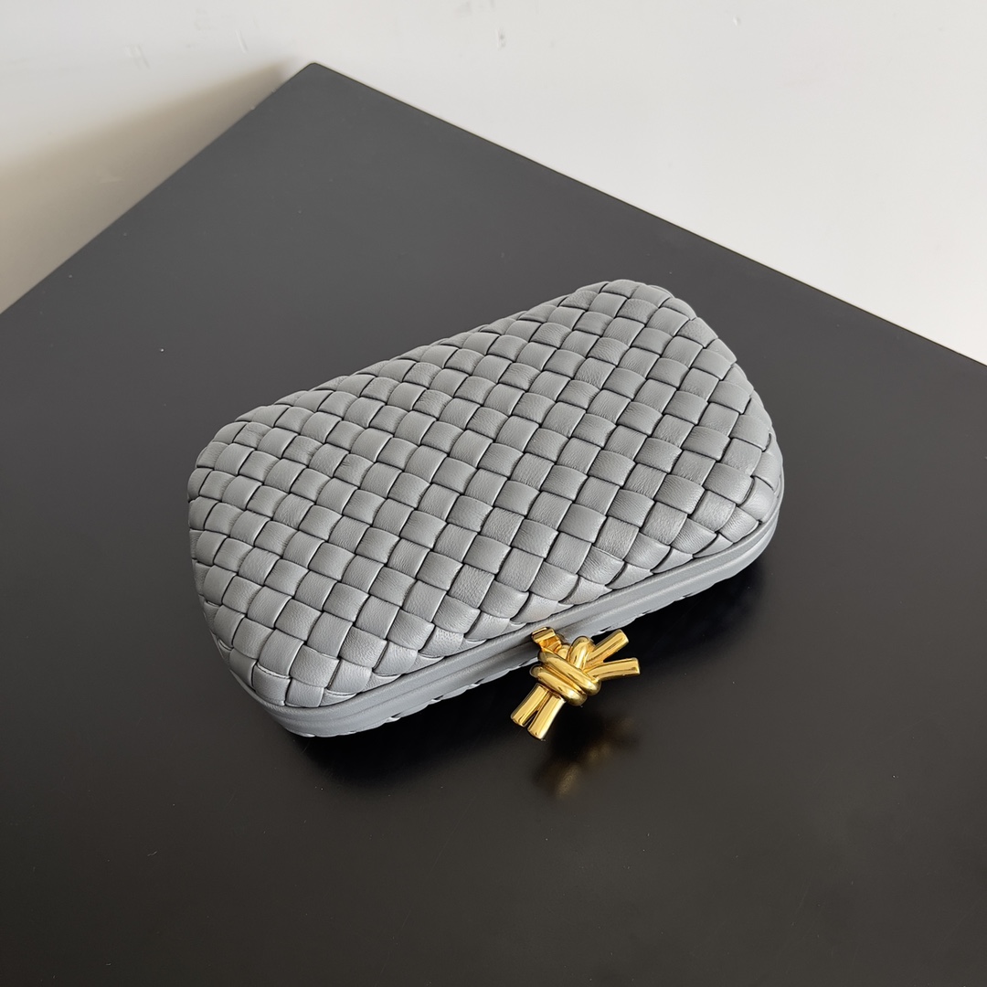 Bottega Veneta Bv Evening Bag Grey #717622