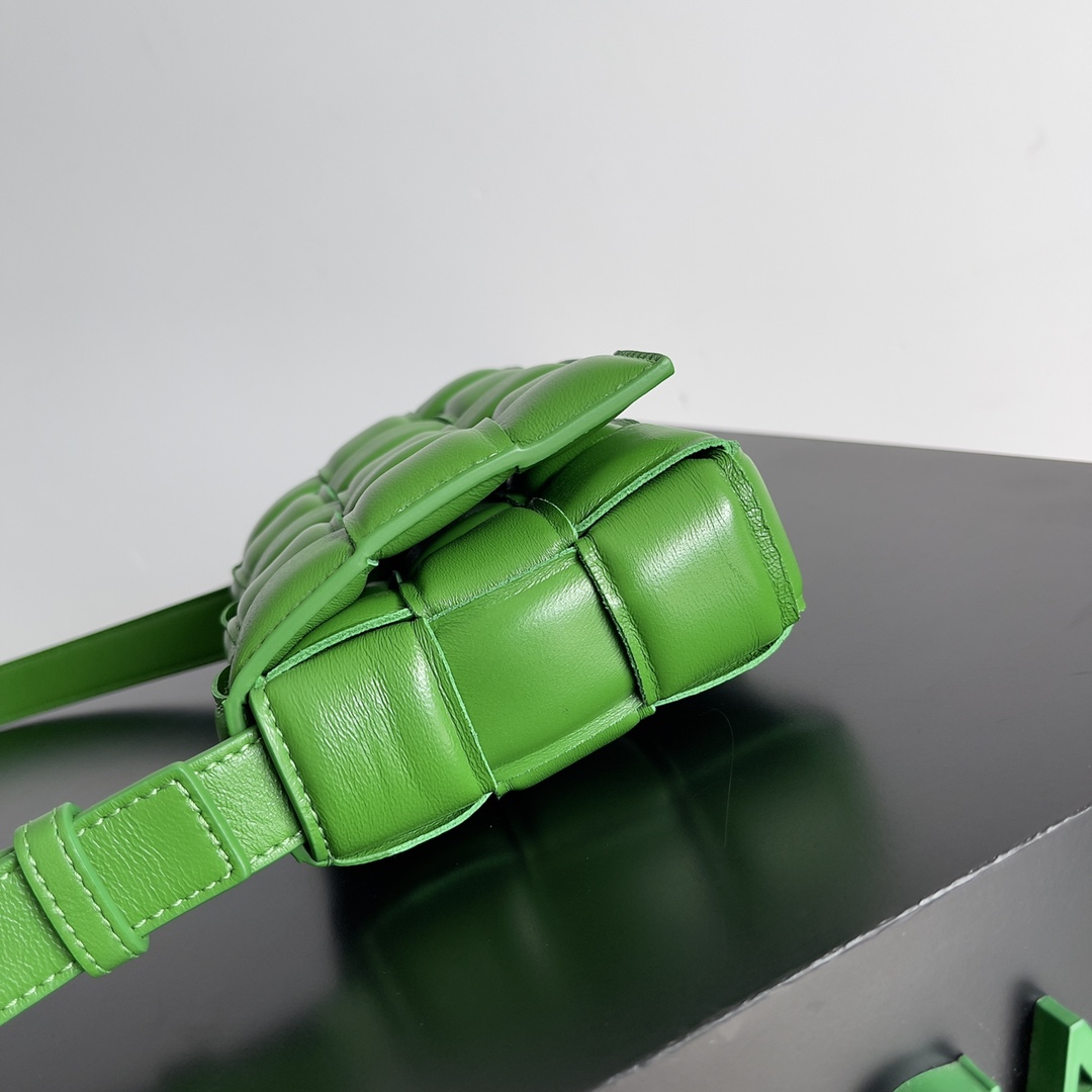 Bottega Veneta pillow bag small mini green pepper green #717506