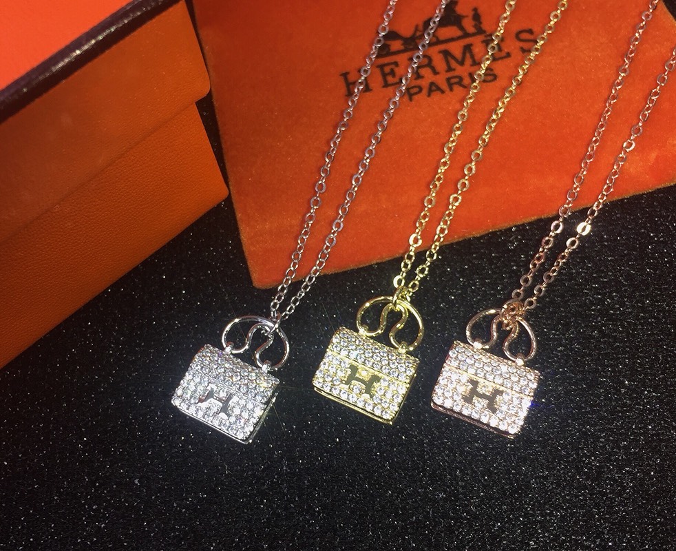 Hermes necklace
