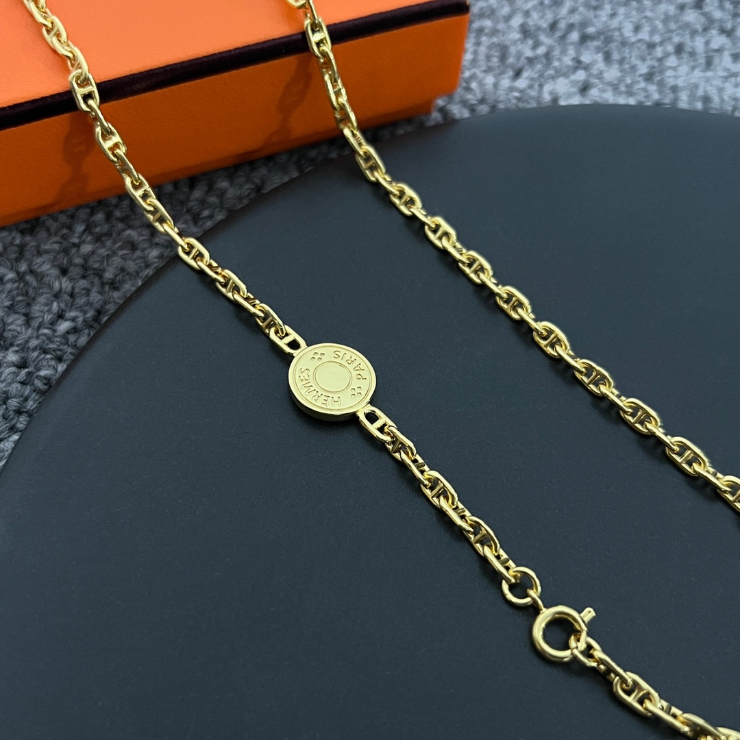 Hermes necklace