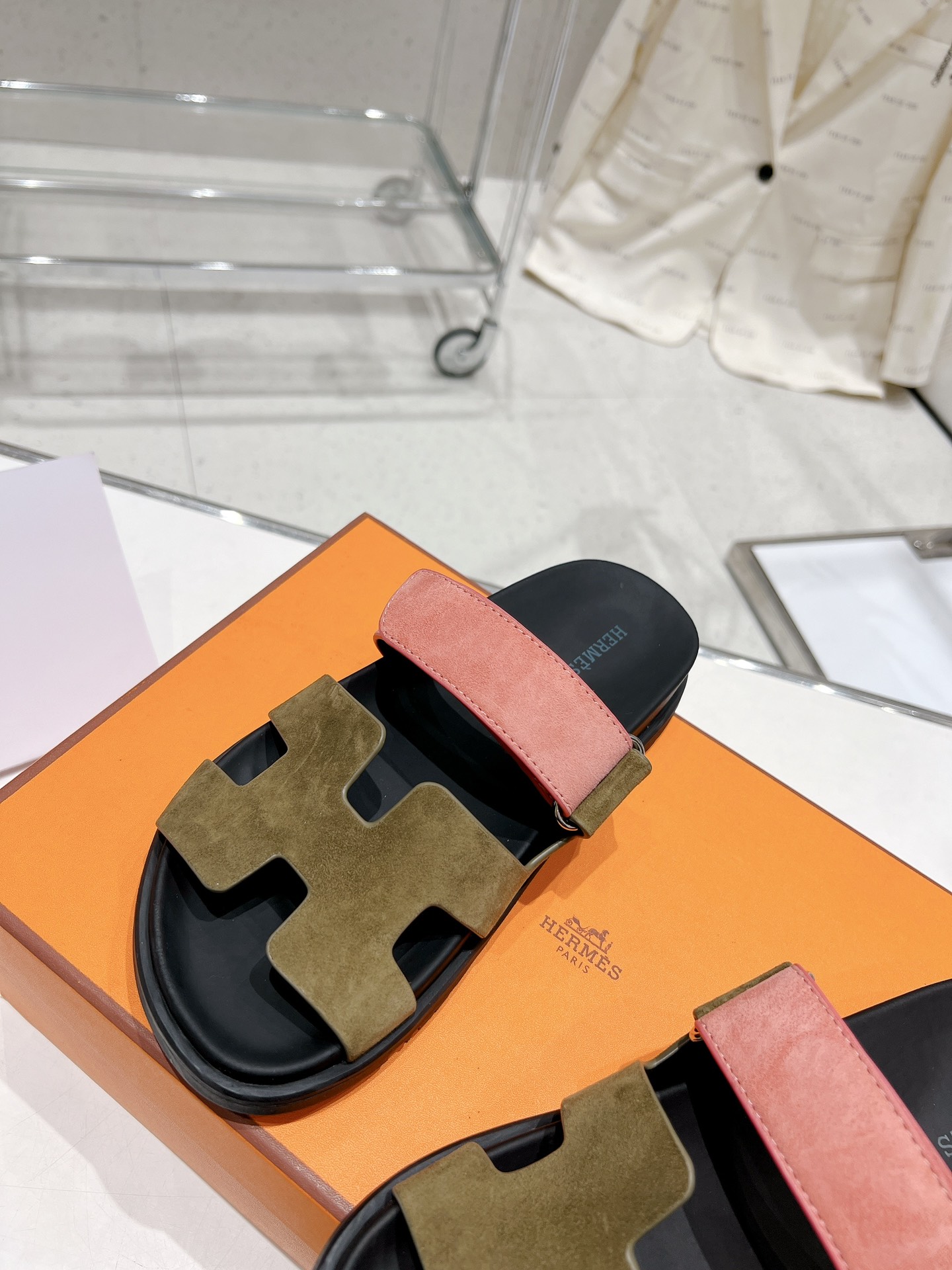 Hermes spring and summer sandals series couple models classic models
