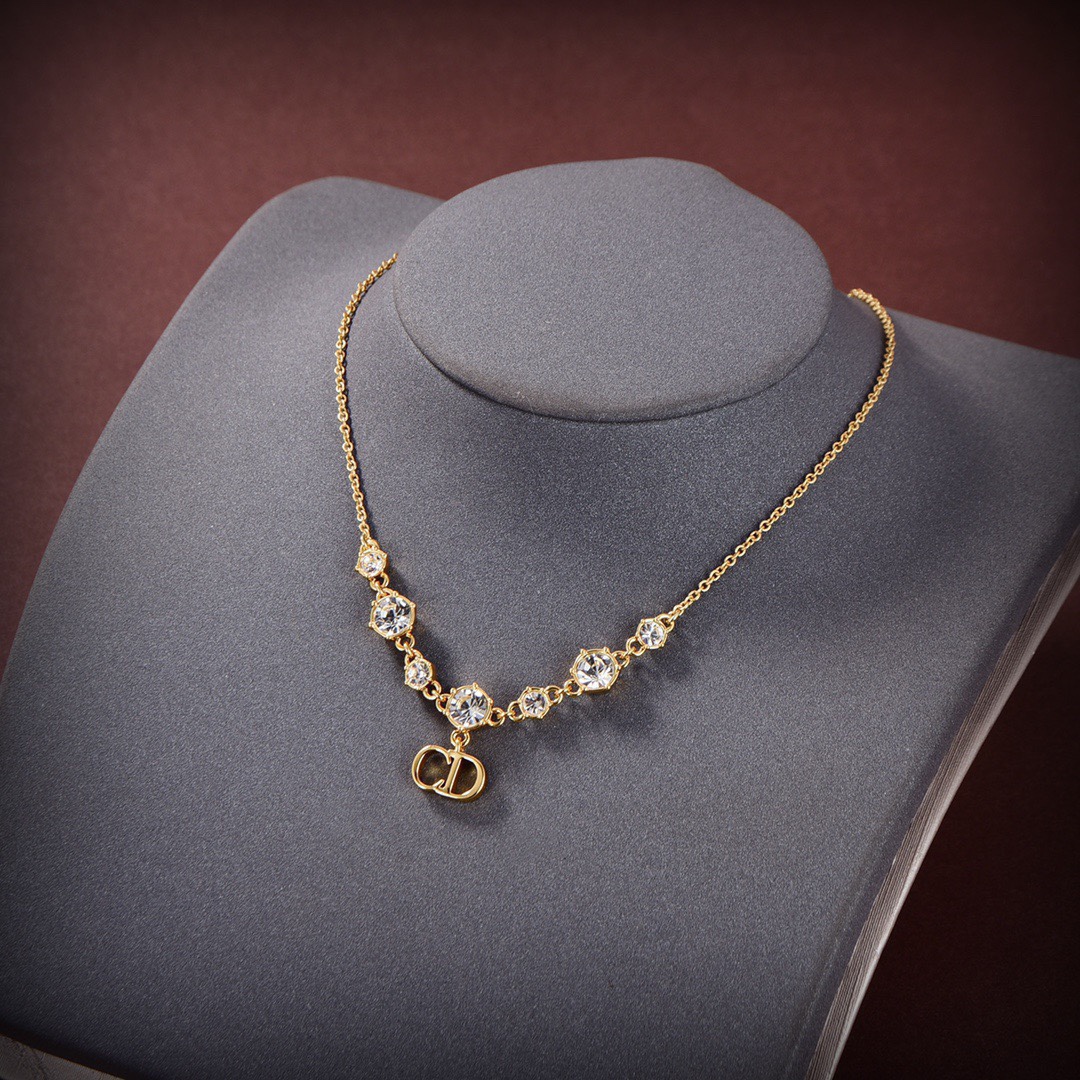 Dior necklace