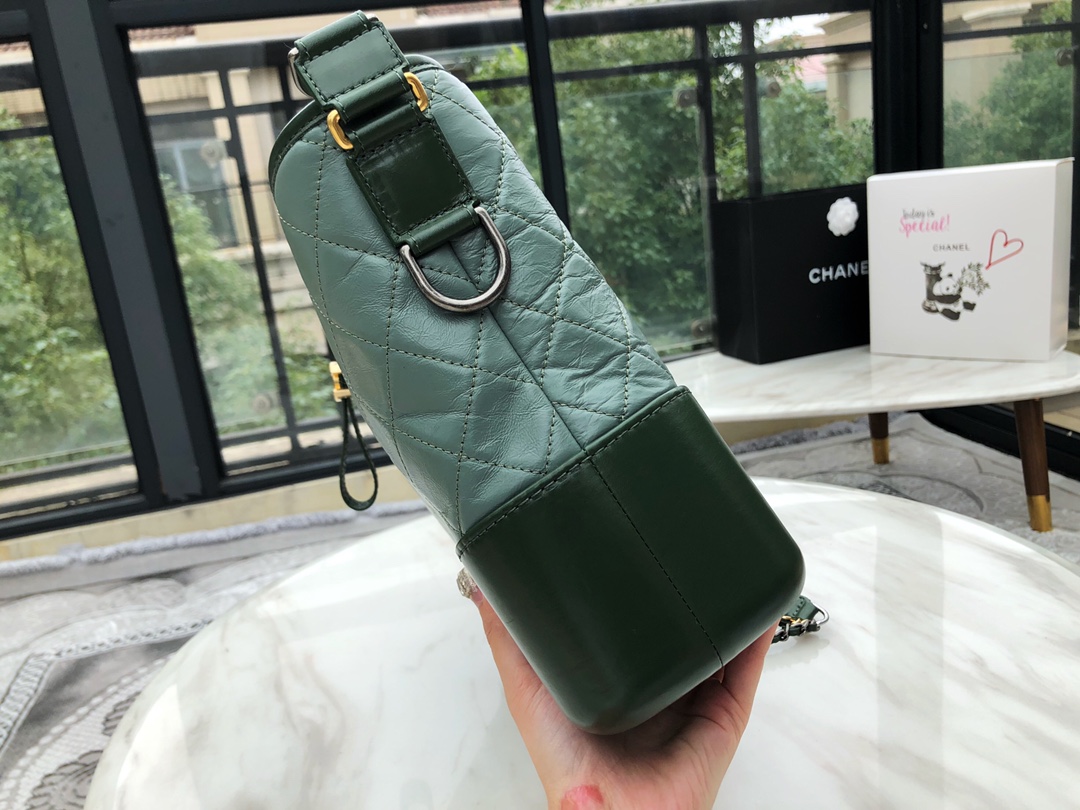 𝗖𝗵𝗮𝗻𝗲𝗹 𝗚𝗮𝗯𝗿𝗶𝗲𝗹𝗲❥ classic stray bag Italy 🇮🇹 