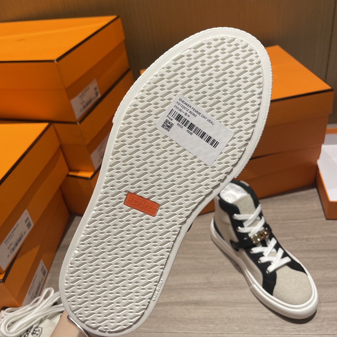 Hermes latest Kelly buckle small white shoes sneakers