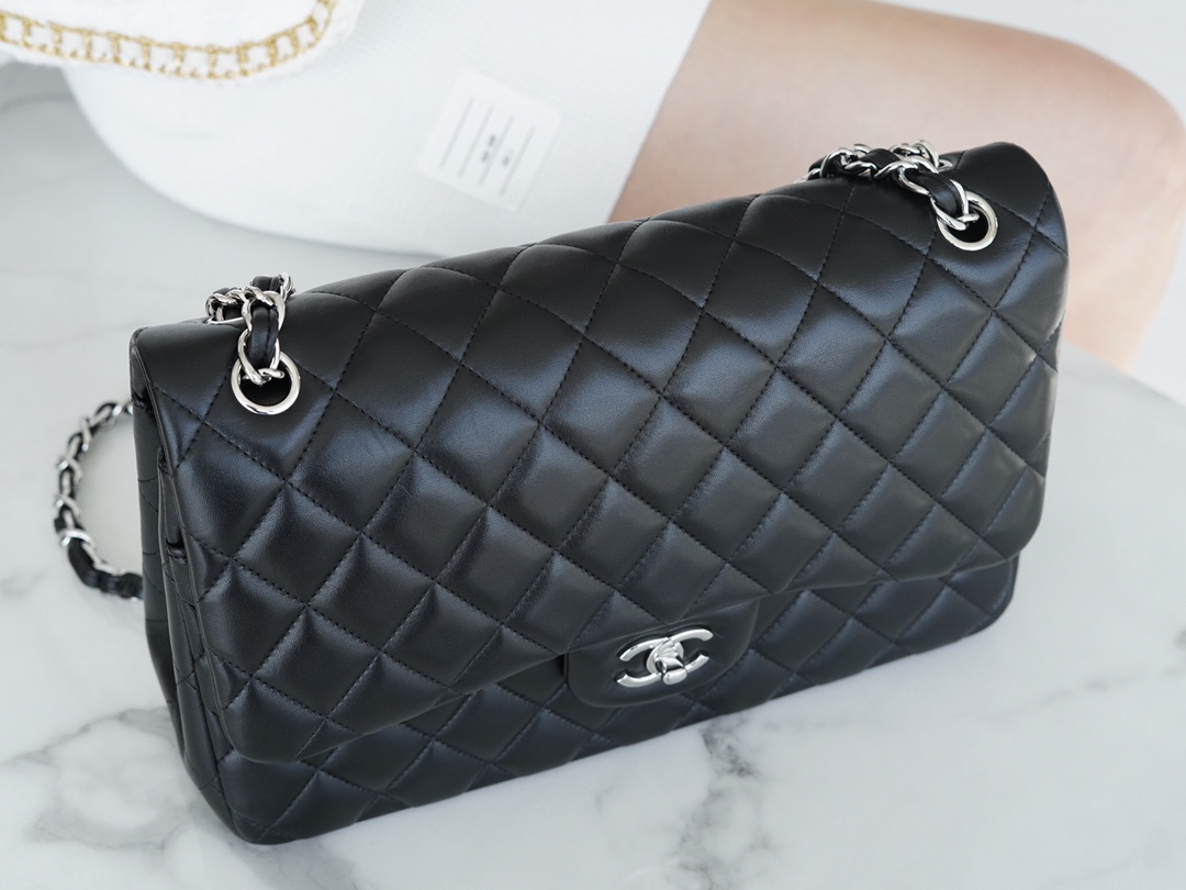 𝐂𝐇𝐀𝐍𝐄𝐋 Classic Flap Italy 🇮🇹 The 𝗚𝗥