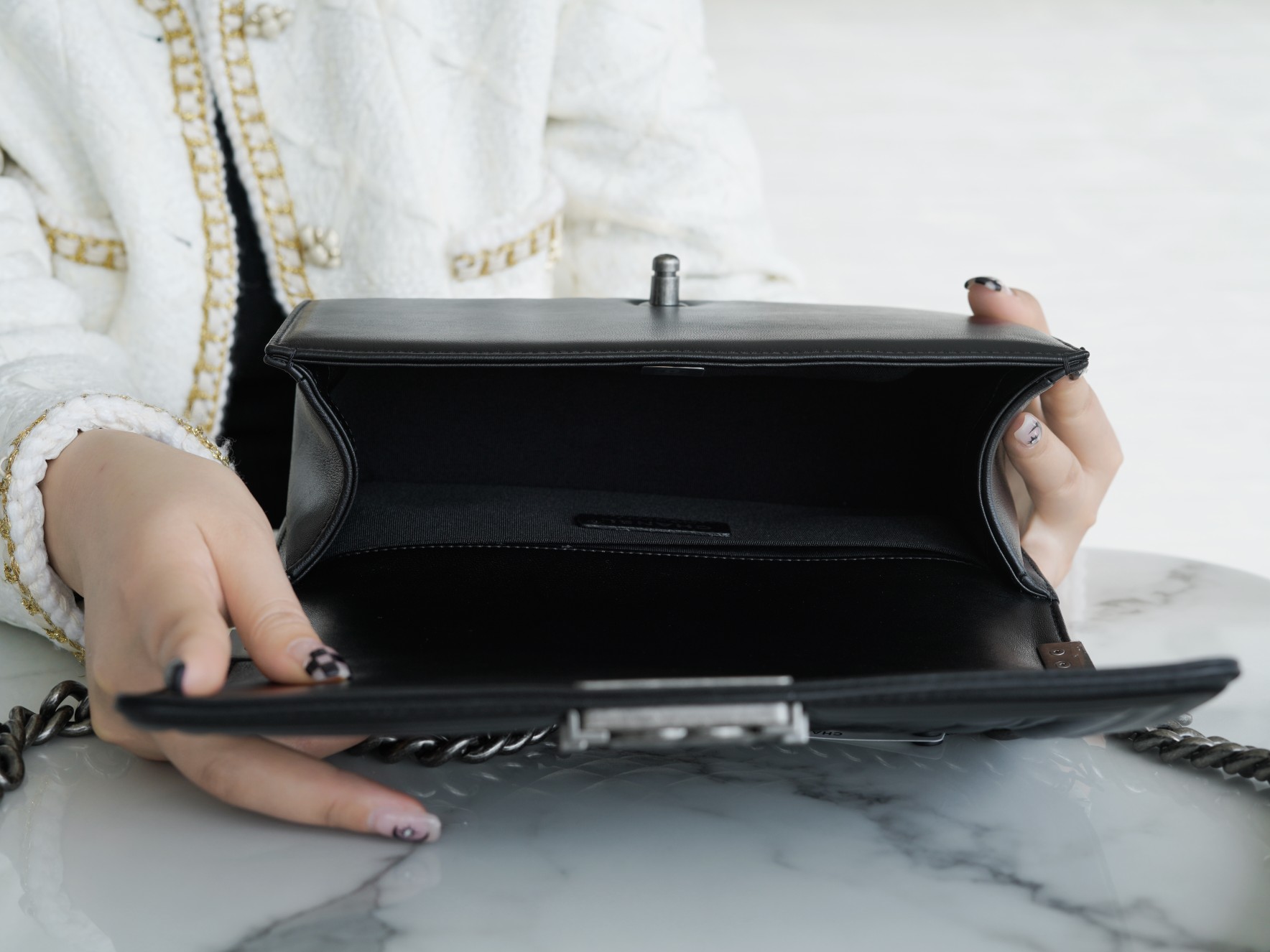 𝗖𝗵𝗮𝗻𝗲𝗹 𝗟𝗲𝗯𝗼 𝘆Italy 🇮🇹GR original lambskin：Medium Black Silver