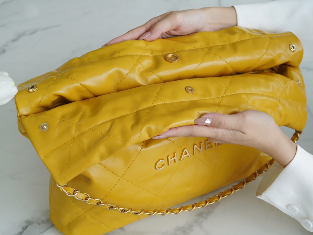 𝗖𝗛𝗔𝗘𝗡𝗟✦𝟐𝟐𝗣 Advanced Handcraft Workshop 𝟐𝟐 Handbag Medium Mango Yellow