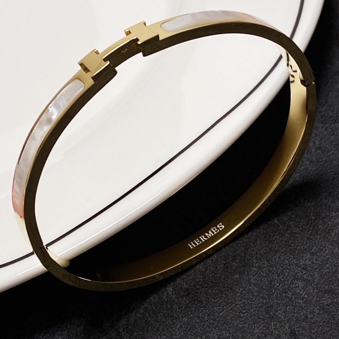 Hermes bracelet