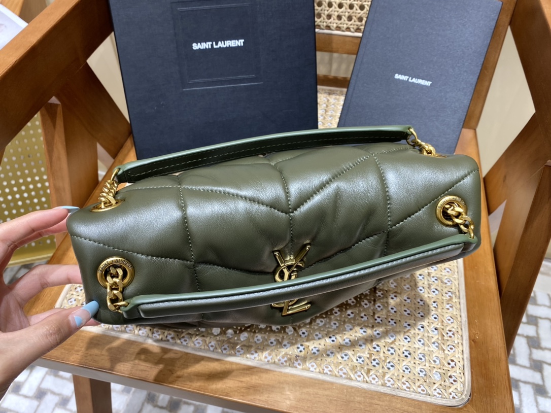 SAINT LAURENT #𝙇𝙤𝙪𝙇𝙤𝙪 𝙥𝙪𝙛𝙛𝙚𝙧#57747(large gold buckle)