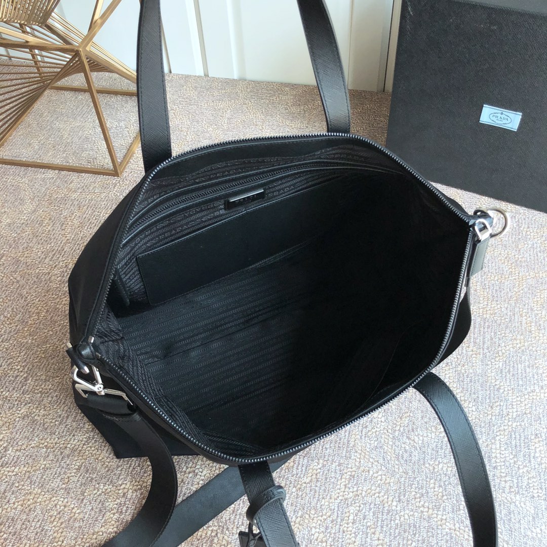 𝐏𝐑𝐀𝐃𝐀 New shopping bag