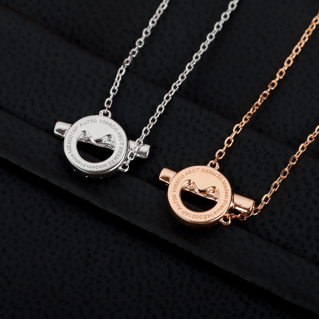 Hermes necklace
