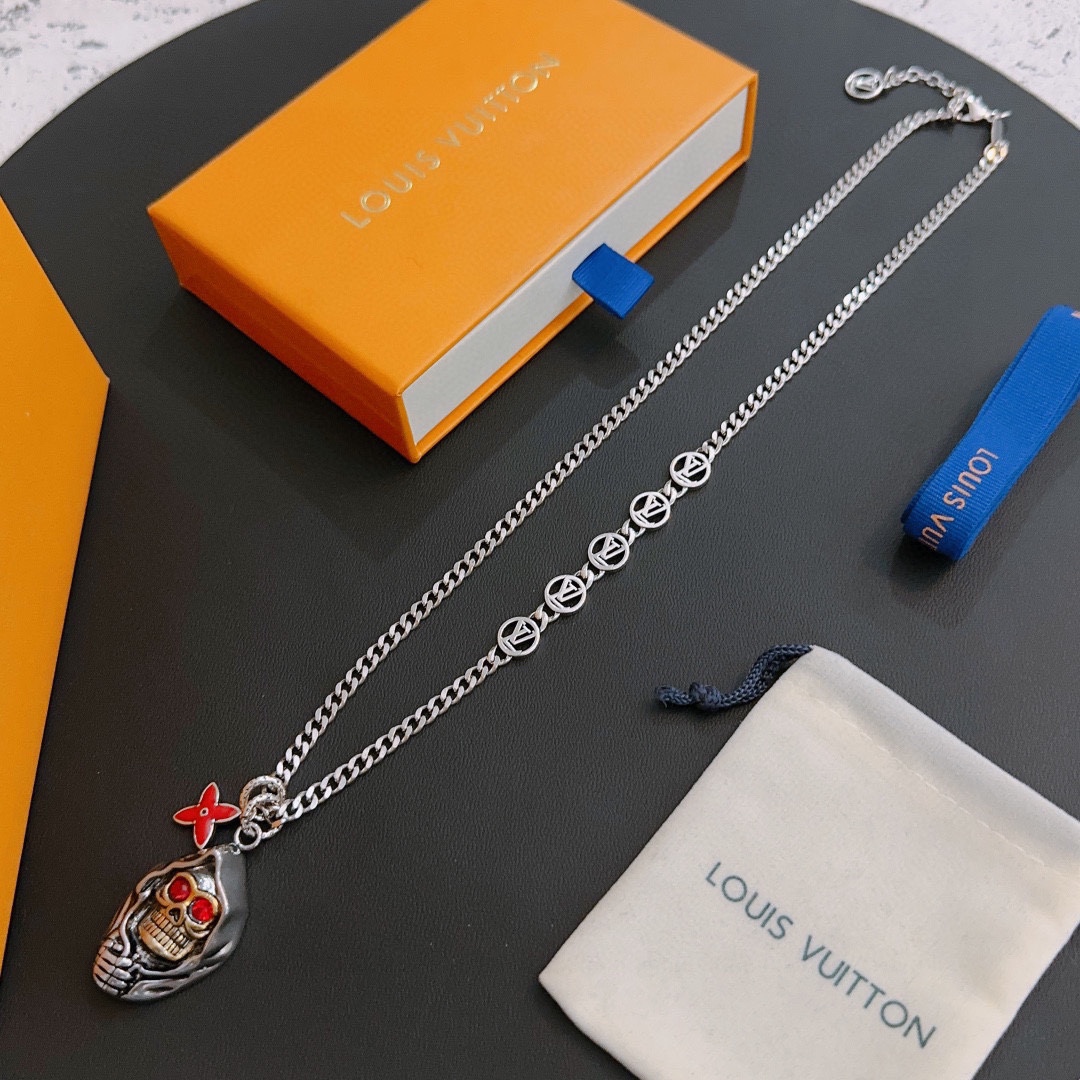 Louis Vuitton Rockabilly punk thai silver vintage silver necklace for couples with a 60cm chain length that can be changed