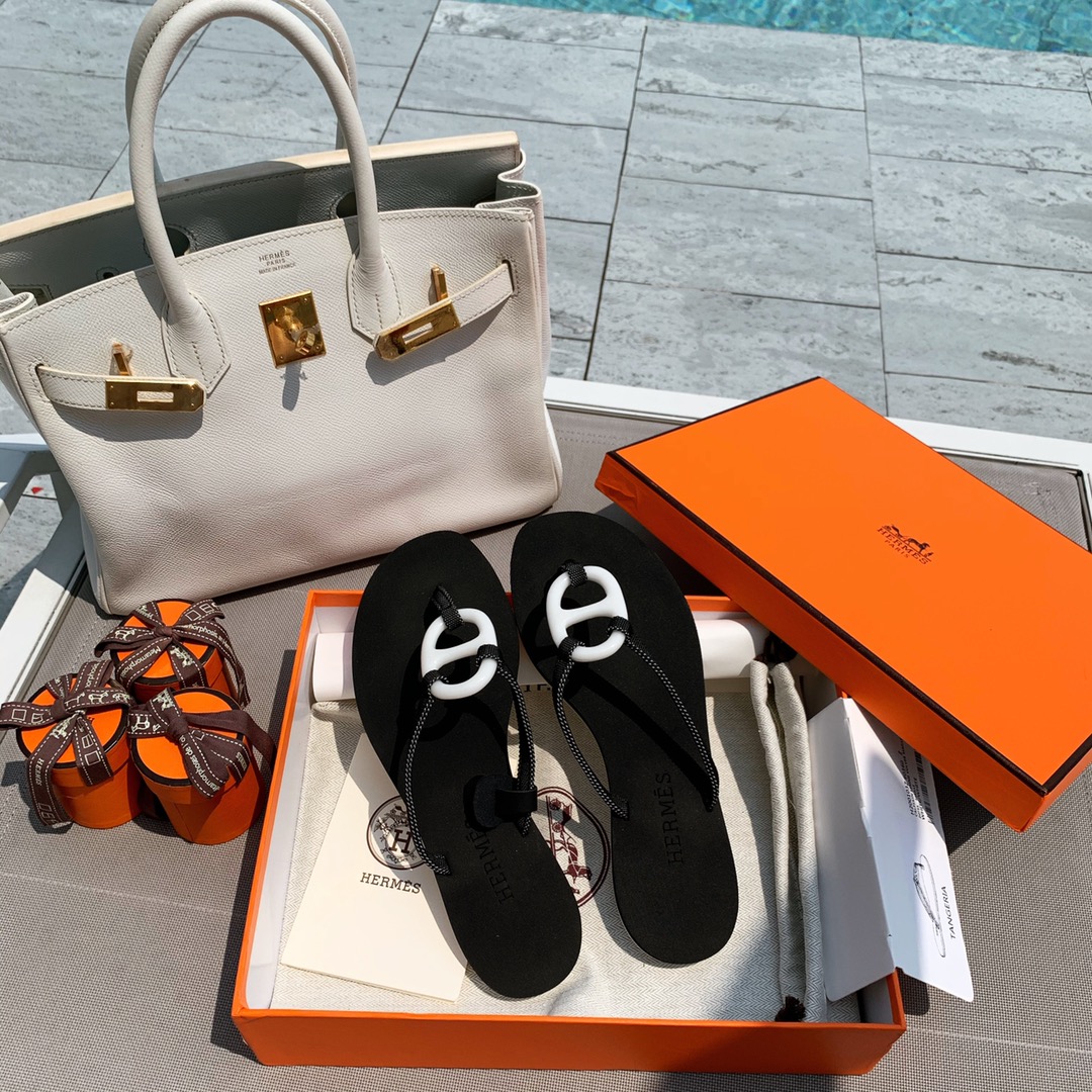 Hermes holiday series 🌈🏝🌤 pig nose flip flops sandals