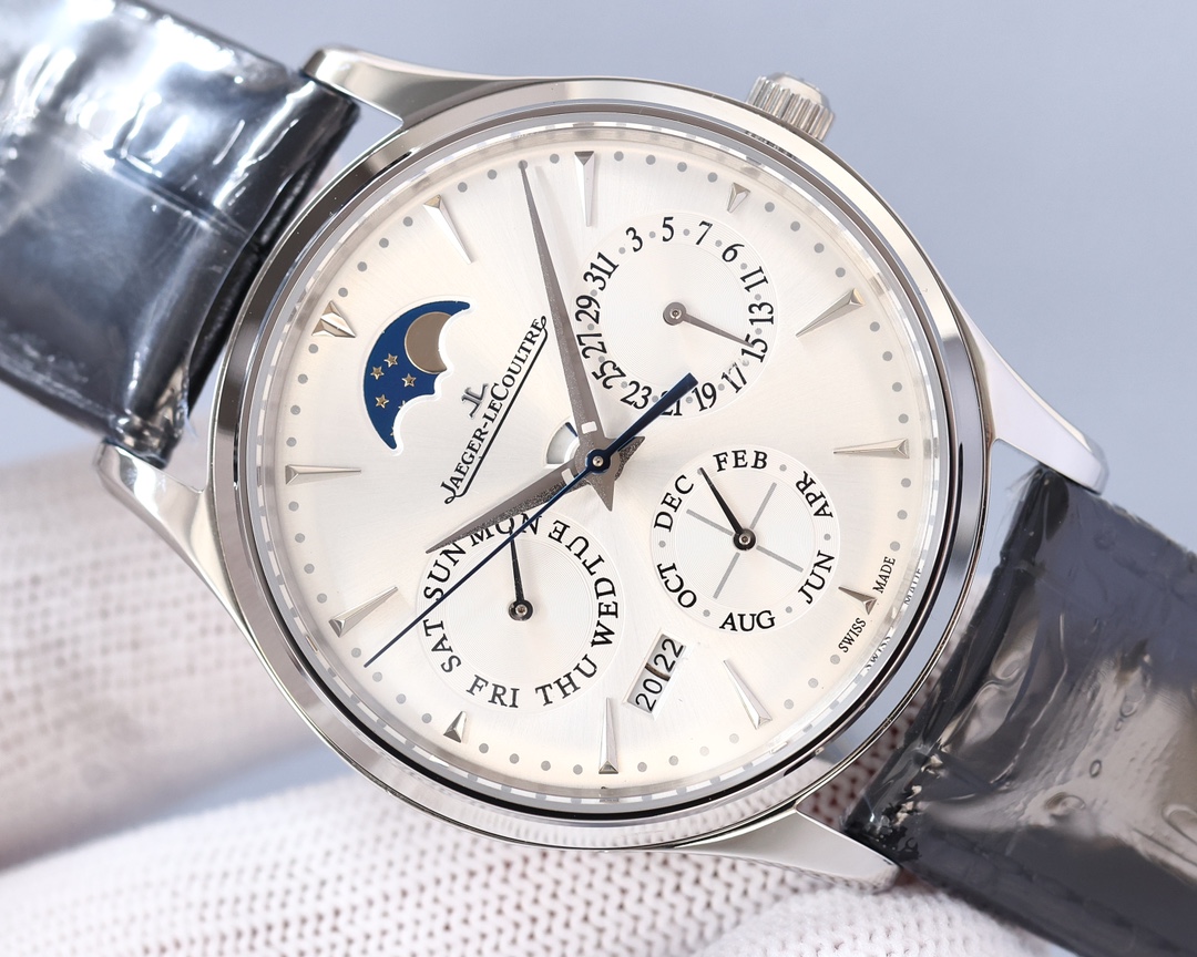 Jaeger-LeCoultre Flip Full Diamond Collection