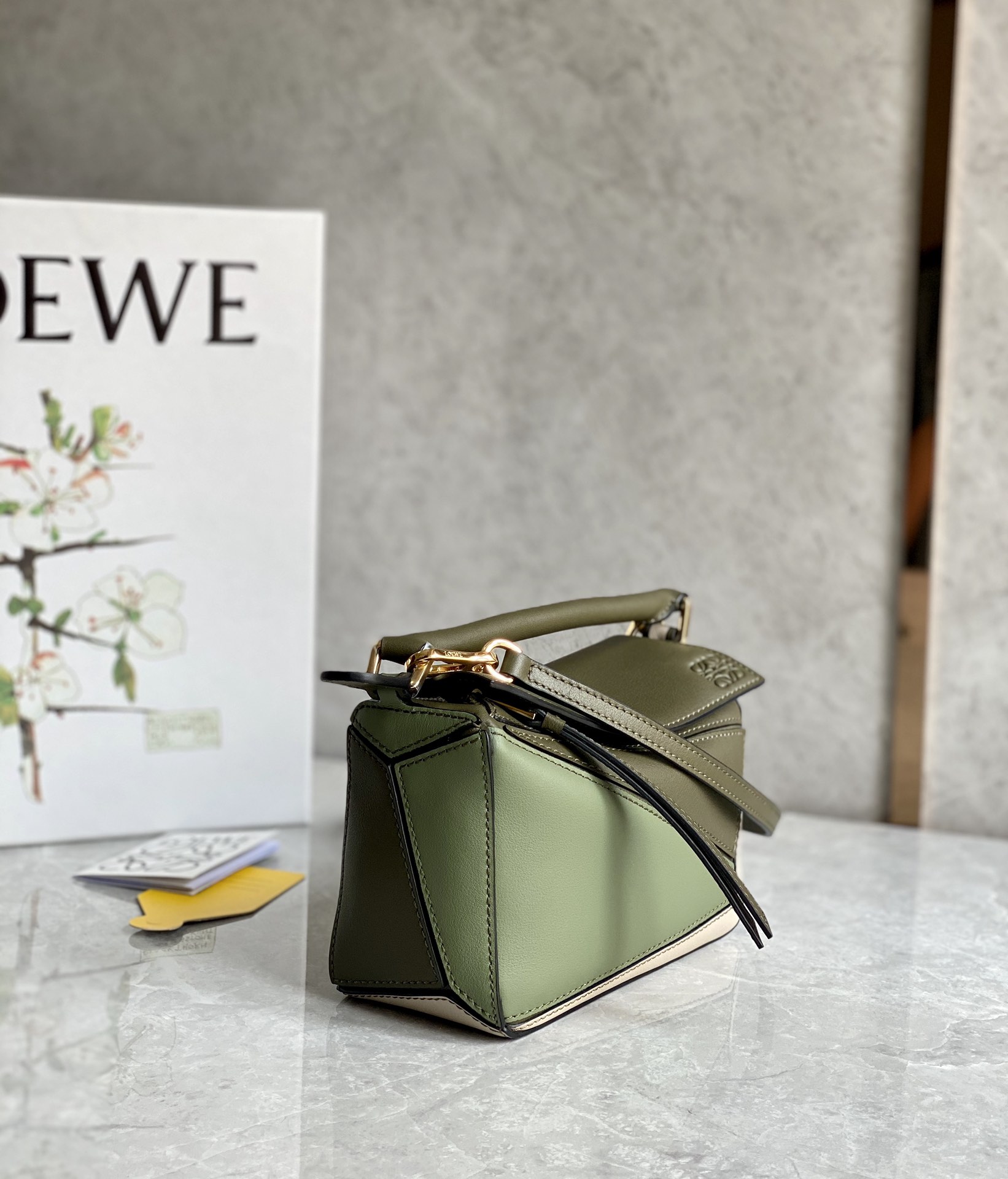 LOEWE Puzzle bag