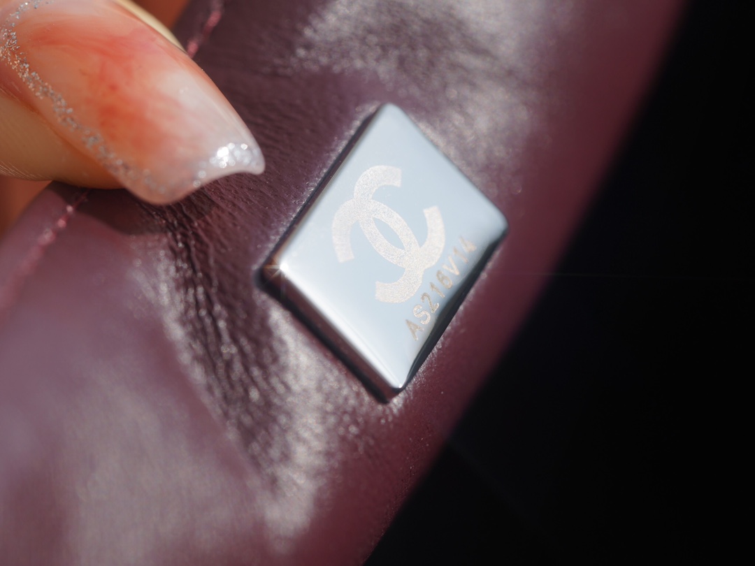 𝐂𝐇𝐀𝐍𝐄𝐋 Classic Flap Italy 🇮🇹 The 𝗚𝗥