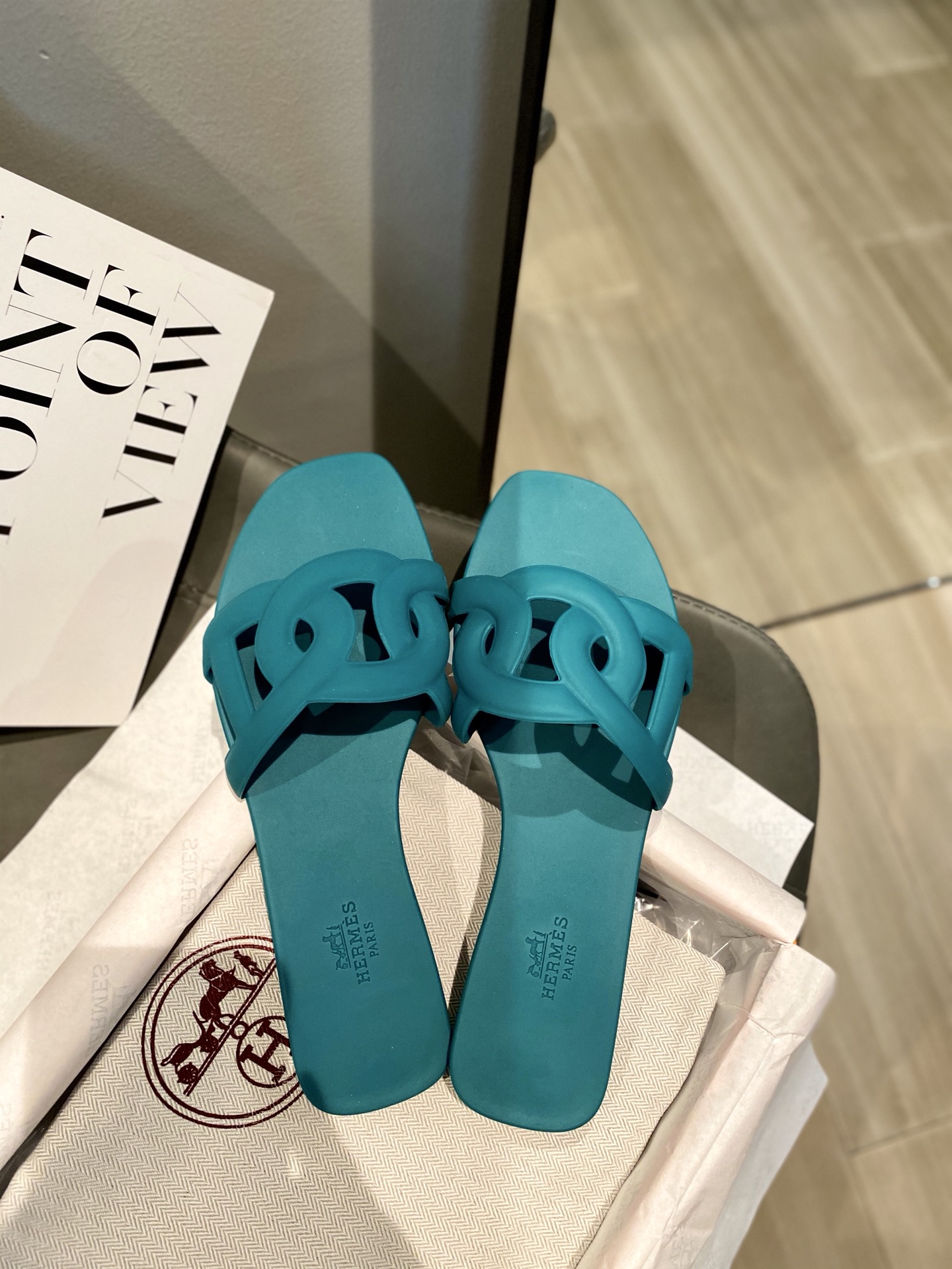 Hermes Pig Nose Classic Slippers