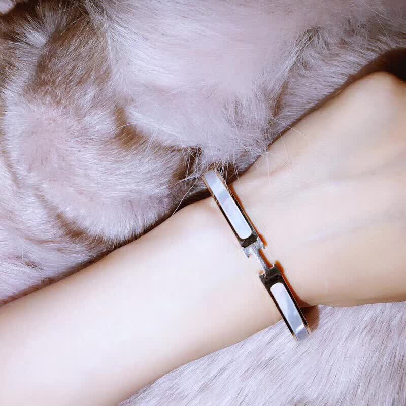 Hermes bracelet