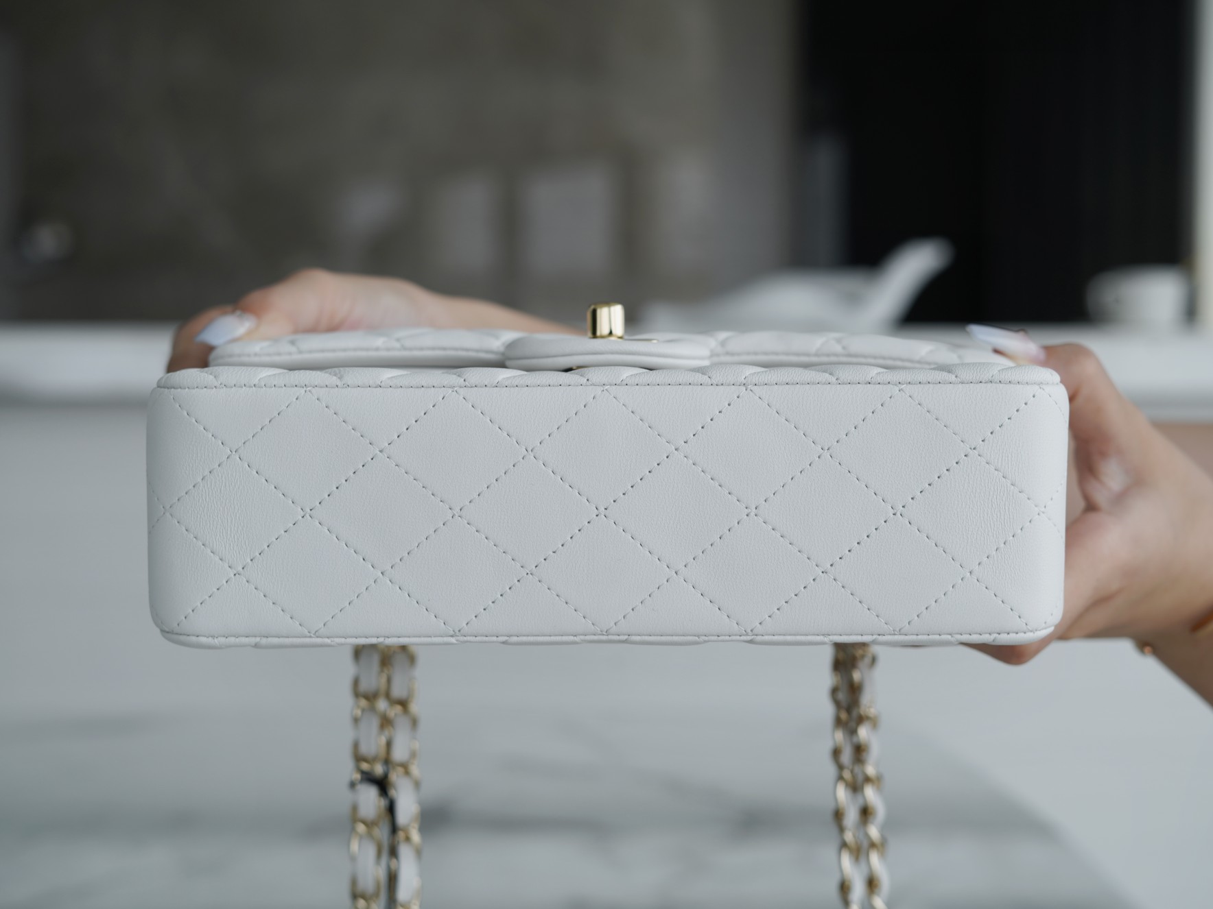 𝐂𝐇𝐀𝐍𝐄𝐋 Classic Flap Italy 🇮🇹 The 𝗚𝗥