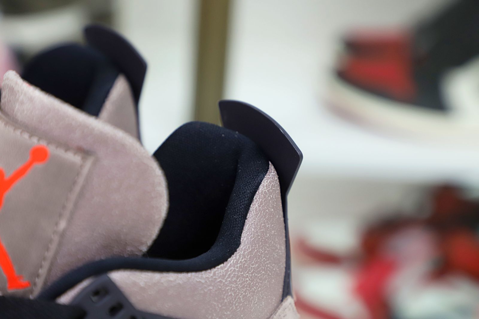 AIR JORDAN 4 RETRO TAUPE HAZE