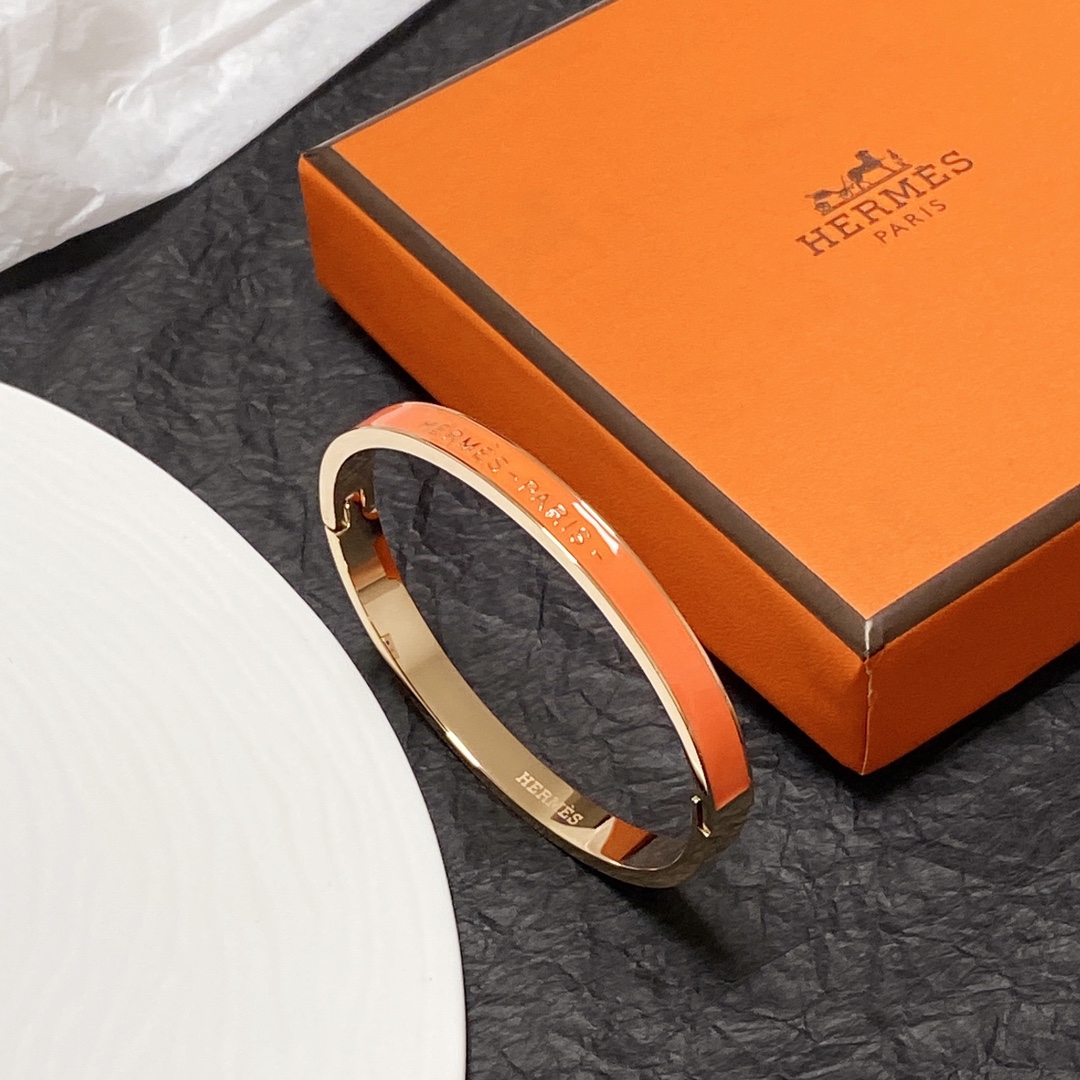 Hermes bracelet