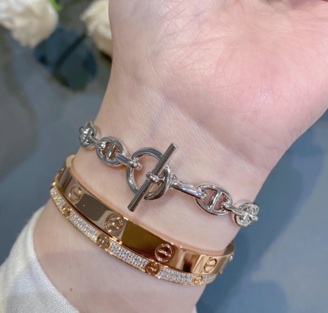 Hermes bracelet