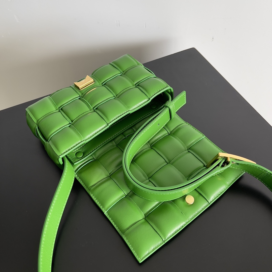 Bottega Veneta pillow bag small mini green pepper green #717506