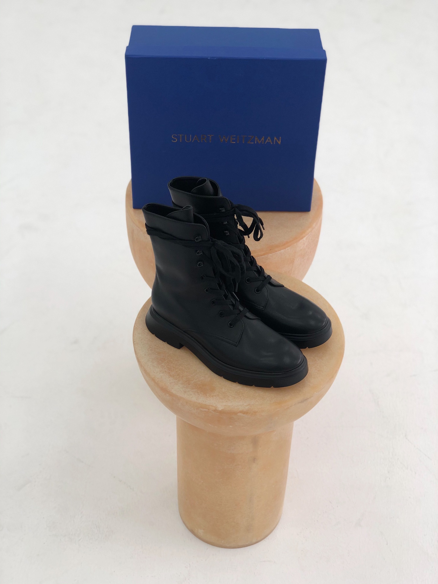 Stuart Weitzman Model: MCKENZEE Stuart Weitzman Original imported calfskin fabric