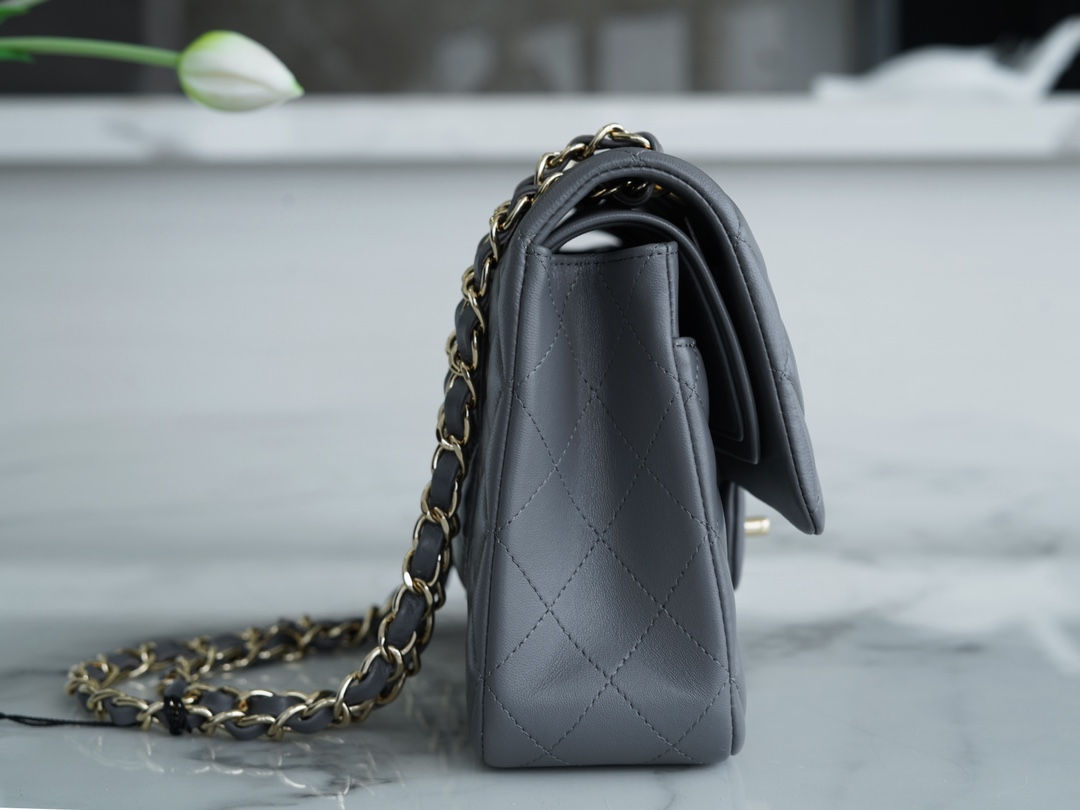 𝐂𝐇𝐀𝐍𝐄𝐋 Classic Flap Italy 🇮🇹 The 𝗚𝗥