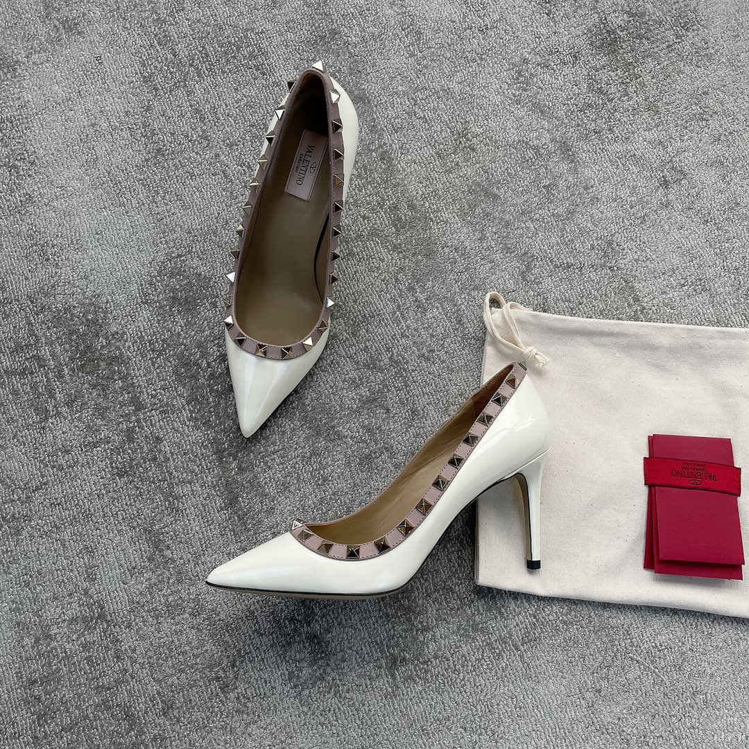 Valentino VT Collection High Heeled Single Shoes 8.5CM Patent Leather White