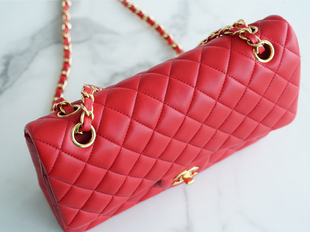 𝐂𝐇𝐀𝐍𝐄𝐋 Classic Flap Italy 🇮🇹 