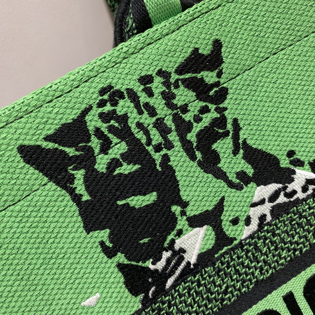 DIOR TOTE Colorful Jungle Collection