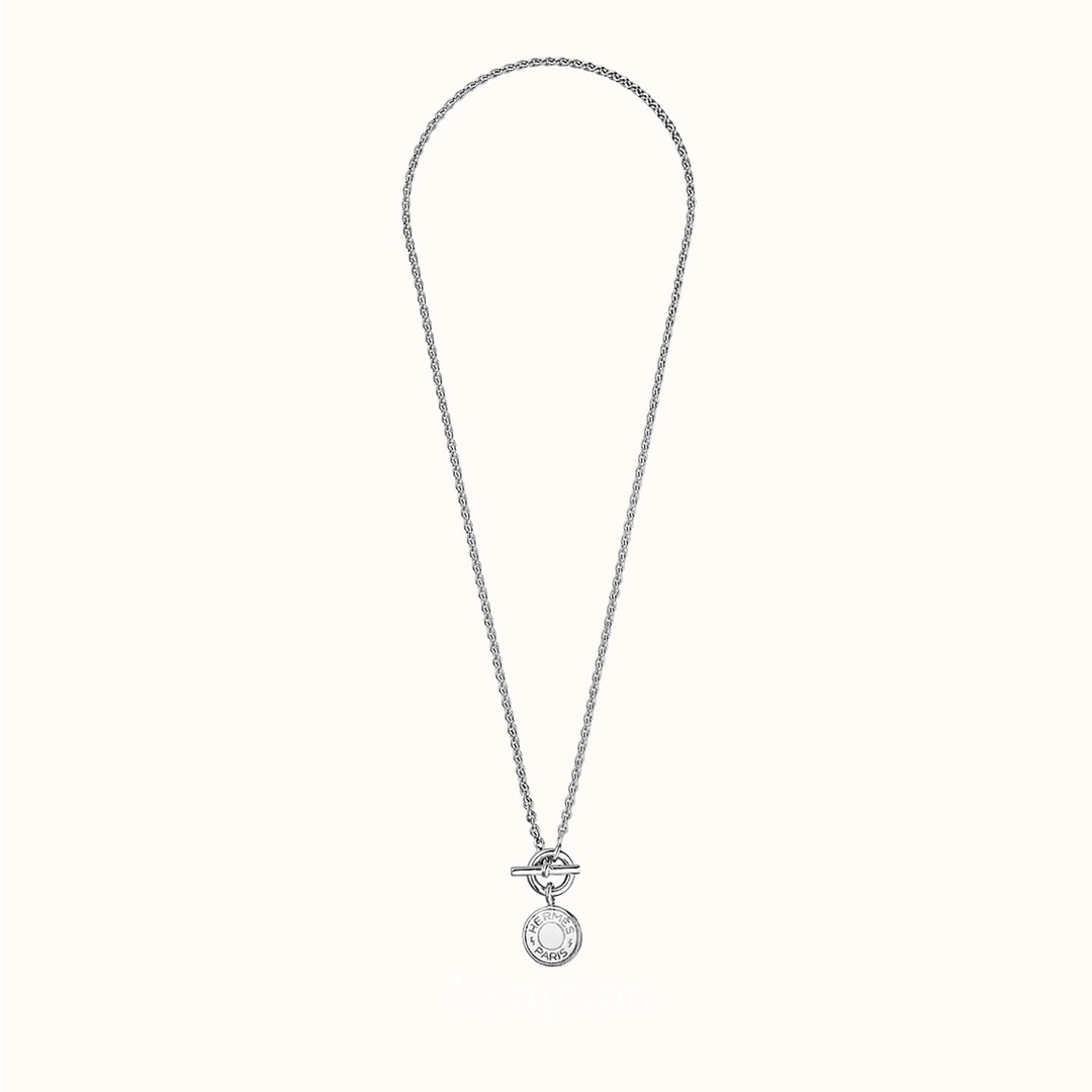 Hermes necklace